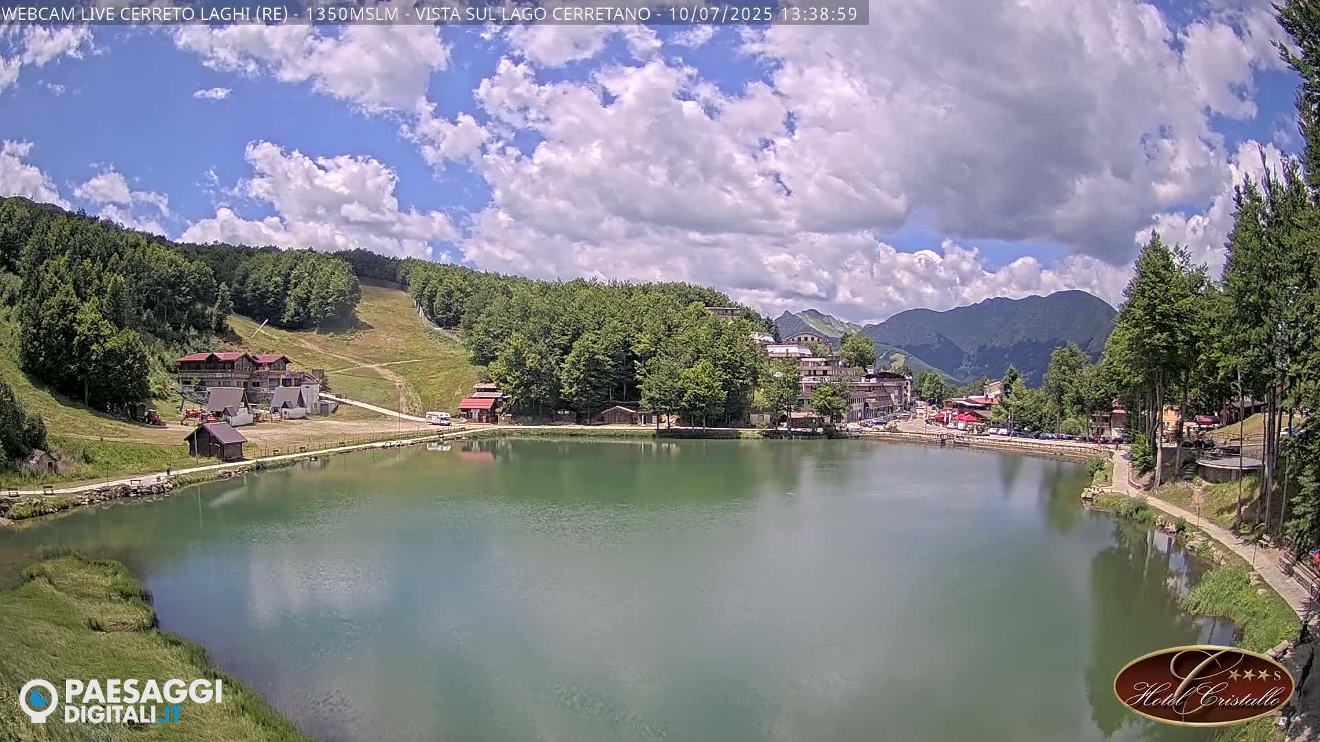 Cerreto Laghi Lake & Alpe di Succiso (Alp of Succiso Mount) Panaromic Live Cam -  Reggio Emilia, Emilia-Romagna, Italy