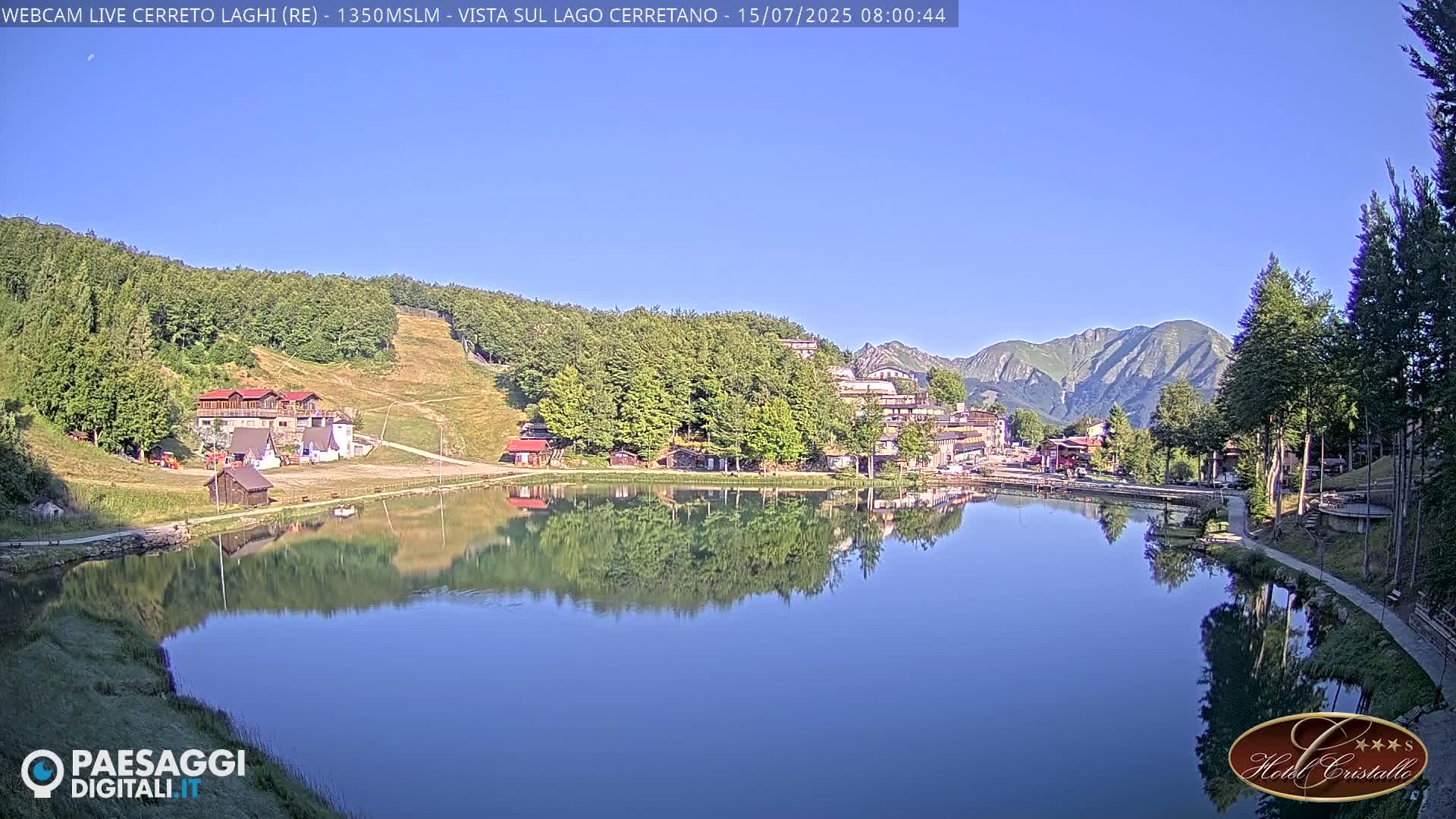 Cerreto Laghi Lake & Alpe di Succiso (Alp of Succiso Mount) Panaromic Live Cam -  Reggio Emilia, Emilia-Romagna, Italy
