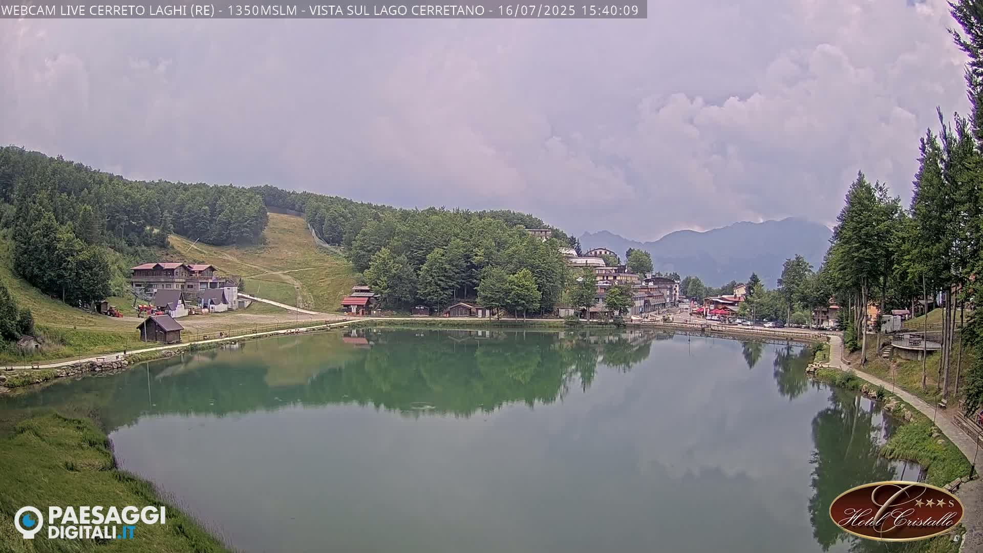 Cerreto Laghi Lake & Alpe di Succiso (Alp of Succiso Mount) Panaromic Live Cam -  Reggio Emilia, Emilia-Romagna, Italy