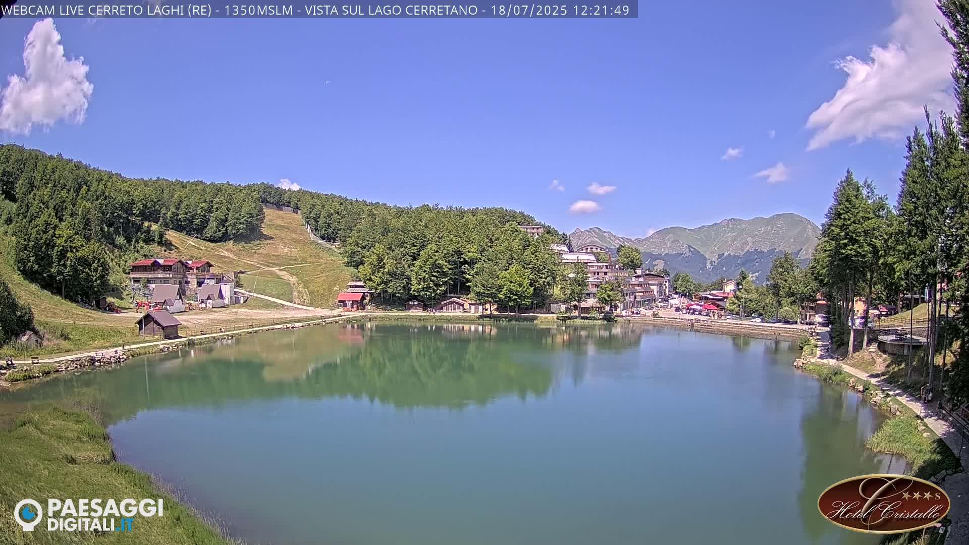 Cerreto Laghi Lake & Alpe di Succiso (Alp of Succiso Mount) Panaromic Live Cam -  Reggio Emilia, Emilia-Romagna, Italy
