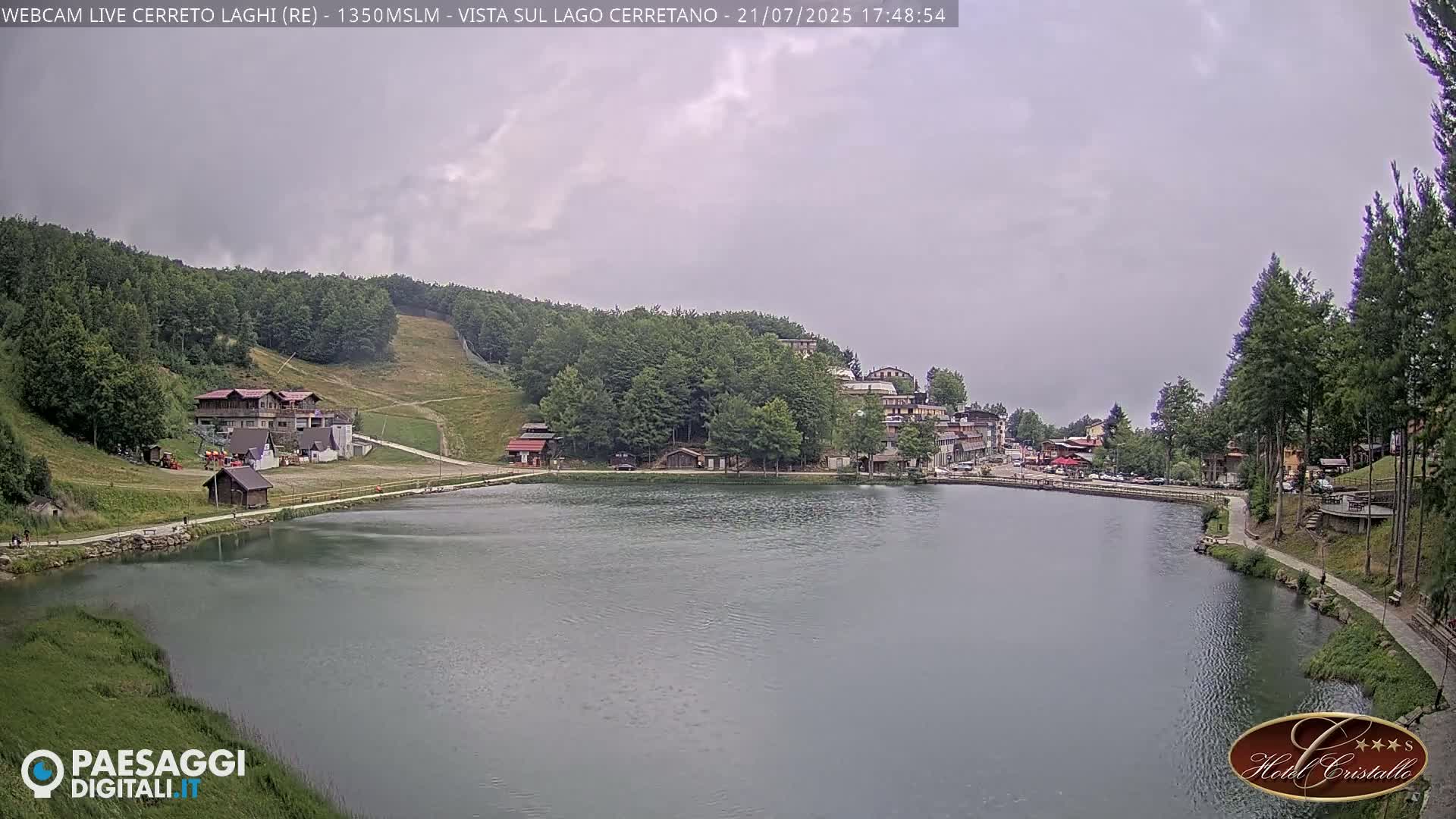 Cerreto Laghi Lake & Alpe di Succiso (Alp of Succiso Mount) Panaromic Live Cam -  Reggio Emilia, Emilia-Romagna, Italy