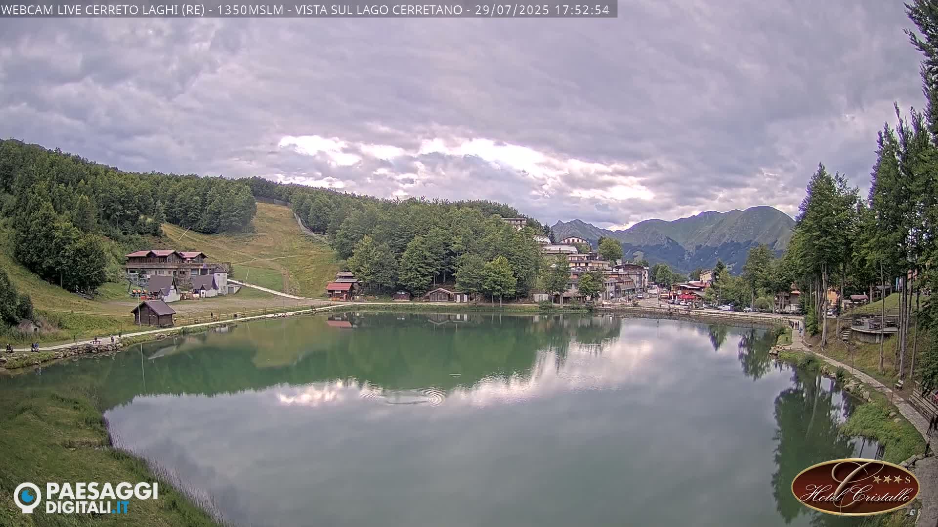 Cerreto Laghi Lake & Alpe di Succiso (Alp of Succiso Mount) Panaromic Live Cam -  Reggio Emilia, Emilia-Romagna, Italy