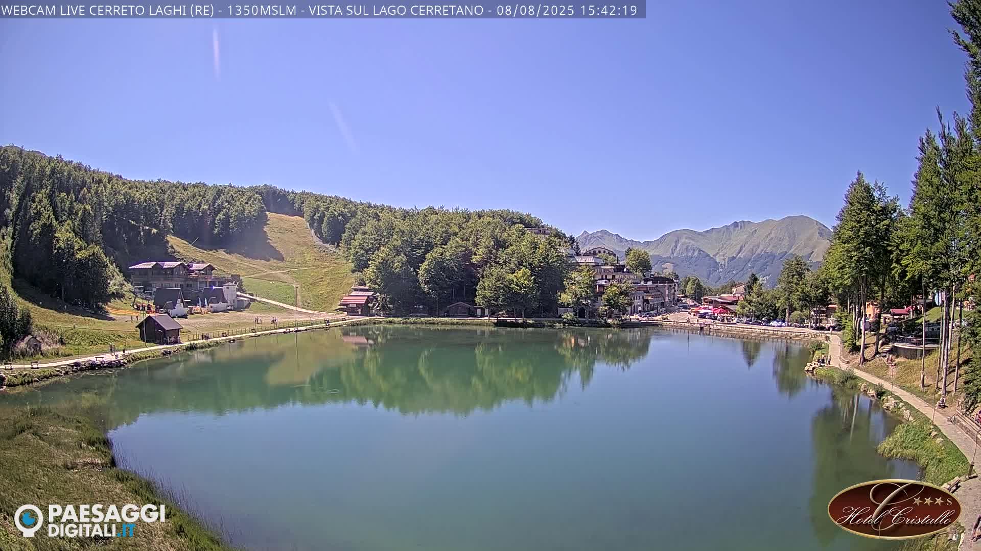 Cerreto Laghi Lake & Alpe di Succiso (Alp of Succiso Mount) Panaromic Live Cam -  Reggio Emilia, Emilia-Romagna, Italy