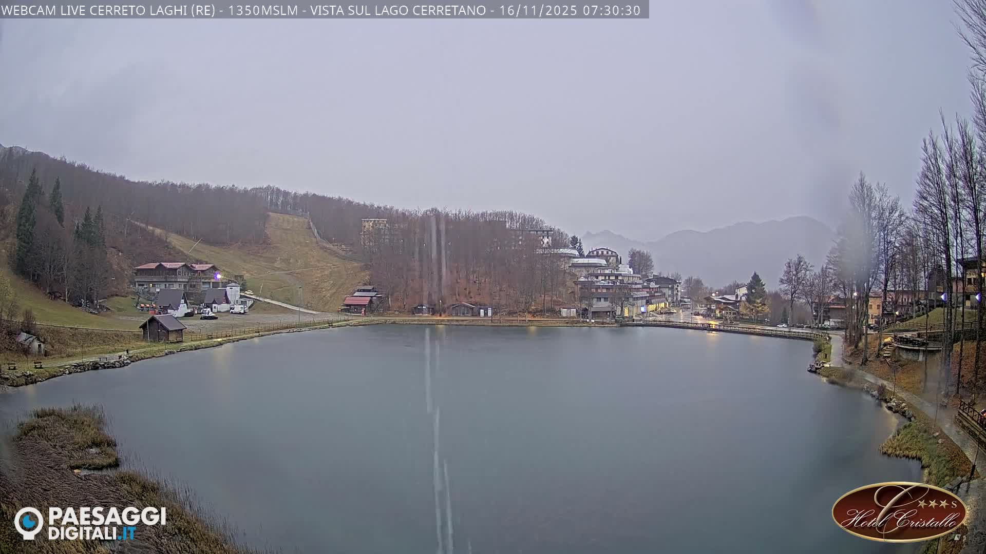 Cerreto Laghi Lake & Alpe di Succiso (Alp of Succiso Mount) Panaromic Live Cam -  Reggio Emilia, Emilia-Romagna, Italy