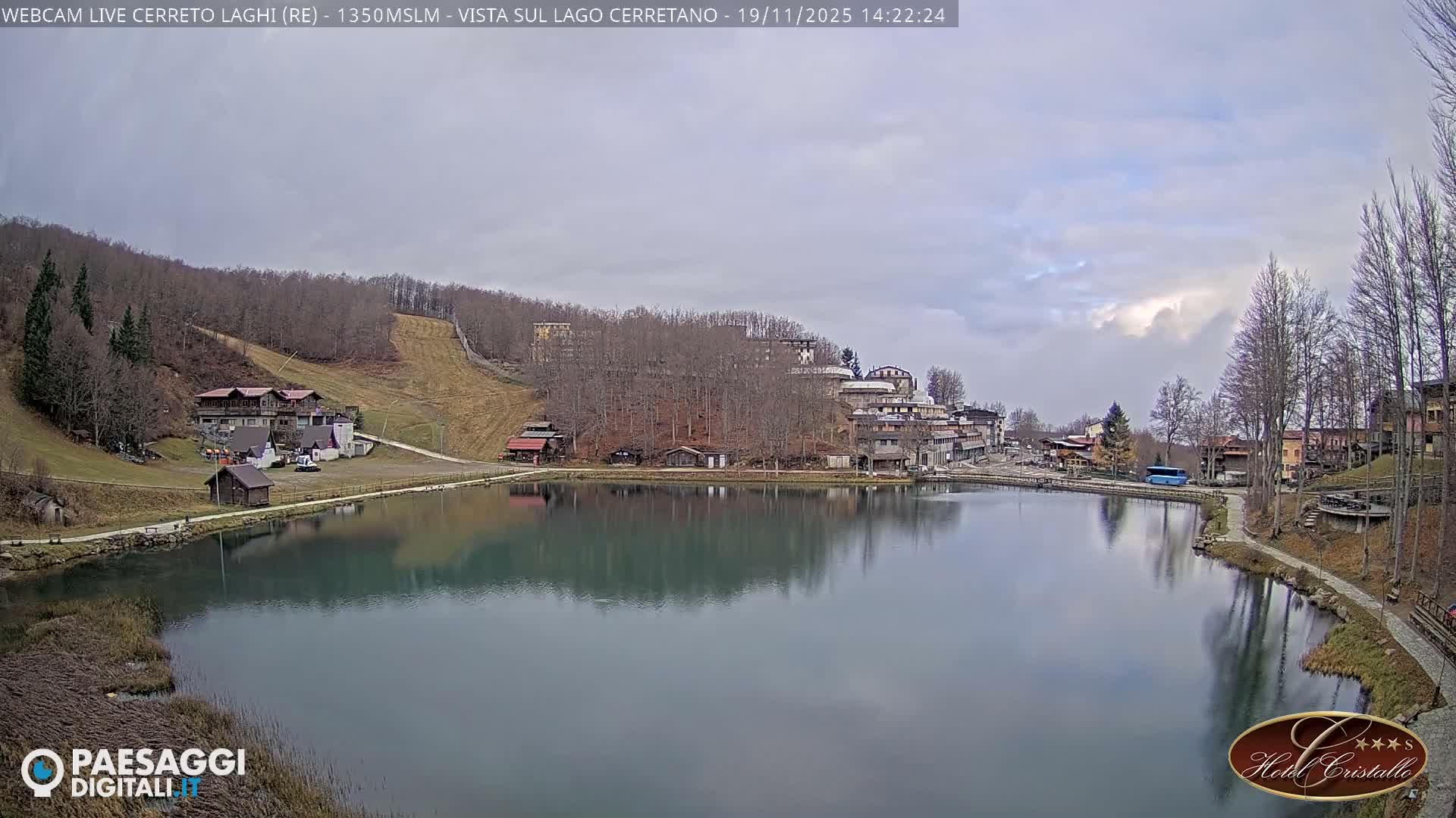 Cerreto Laghi Lake & Alpe di Succiso (Alp of Succiso Mount) Panaromic Live Cam -  Reggio Emilia, Emilia-Romagna, Italy