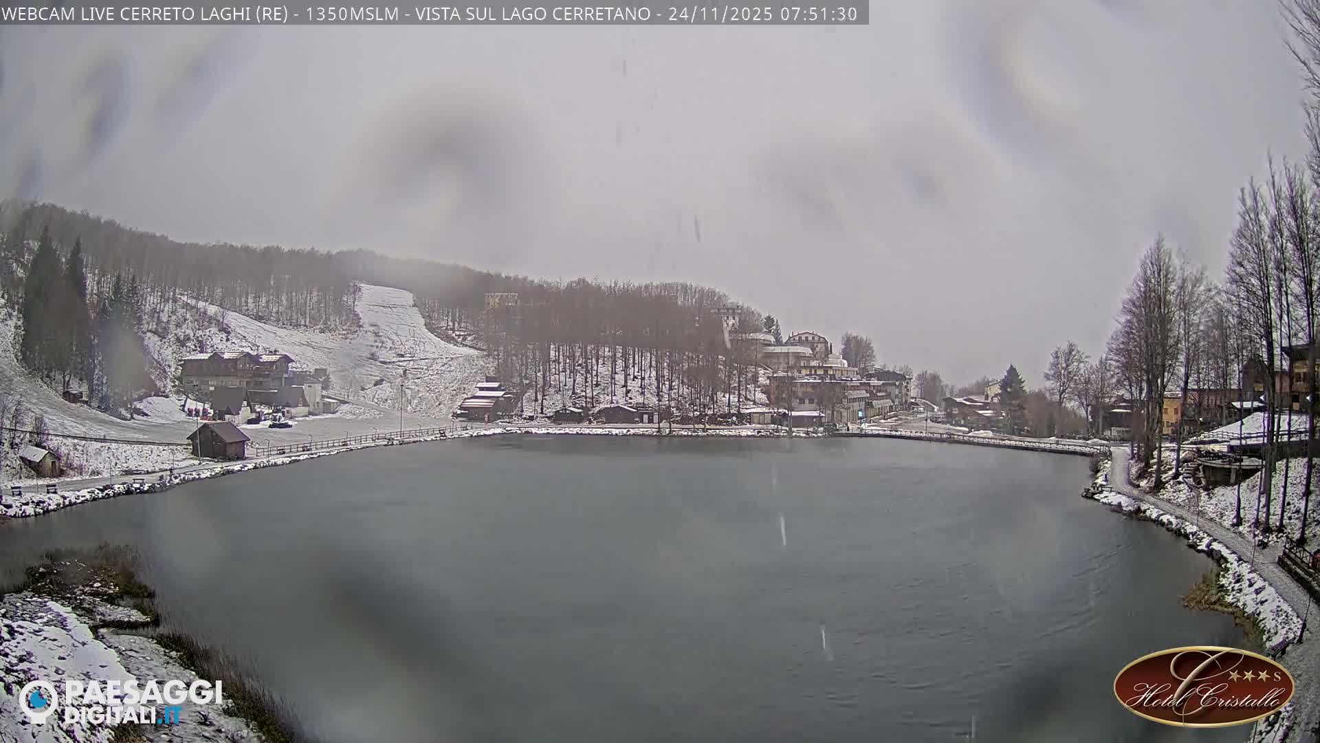 Cerreto Laghi Lake & Alpe di Succiso (Alp of Succiso Mount) Panaromic Live Cam -  Reggio Emilia, Emilia-Romagna, Italy