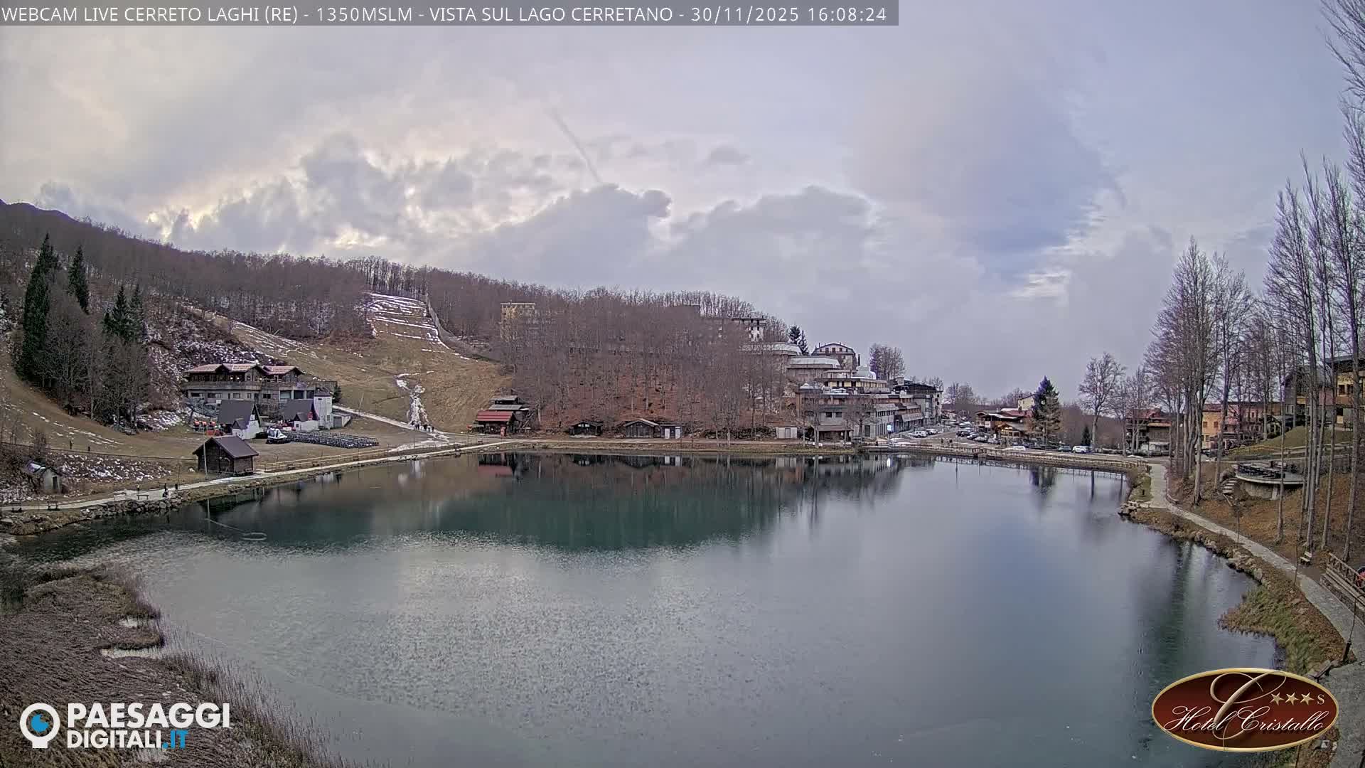 Cerreto Laghi Lake & Alpe di Succiso (Alp of Succiso Mount) Panaromic Live Cam -  Reggio Emilia, Emilia-Romagna, Italy