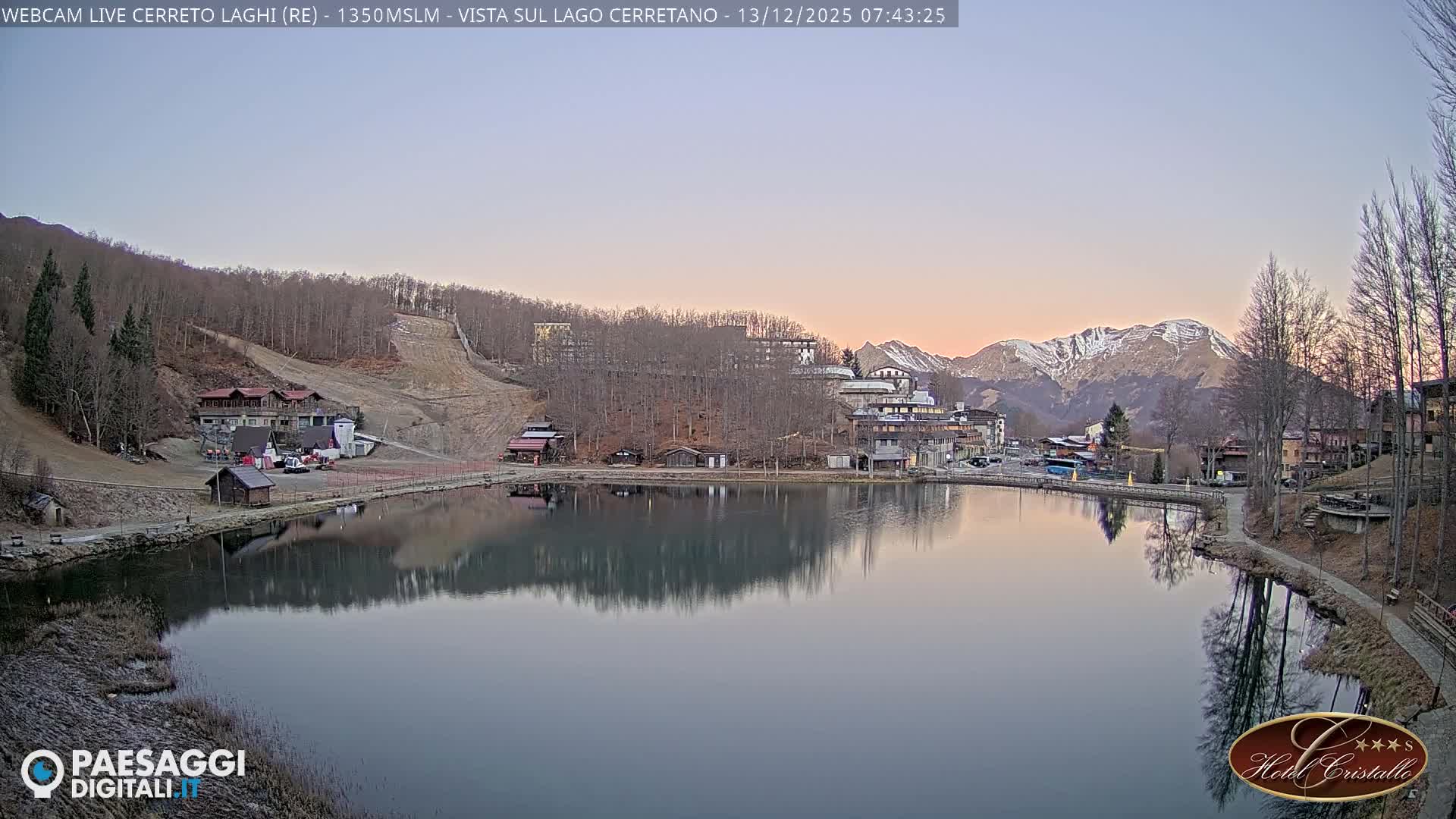 Cerreto Laghi Lake & Alpe di Succiso (Alp of Succiso Mount) Panaromic Live Cam -  Reggio Emilia, Emilia-Romagna, Italy