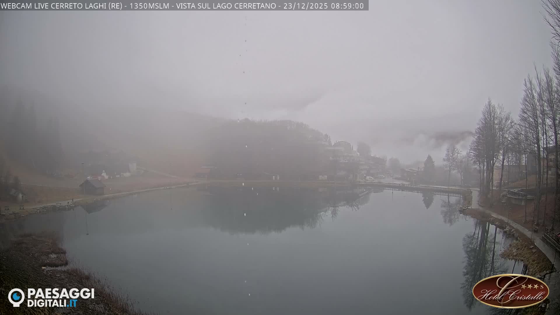 Cerreto Laghi Lake & Alpe di Succiso (Alp of Succiso Mount) Panaromic Live Cam -  Reggio Emilia, Emilia-Romagna, Italy