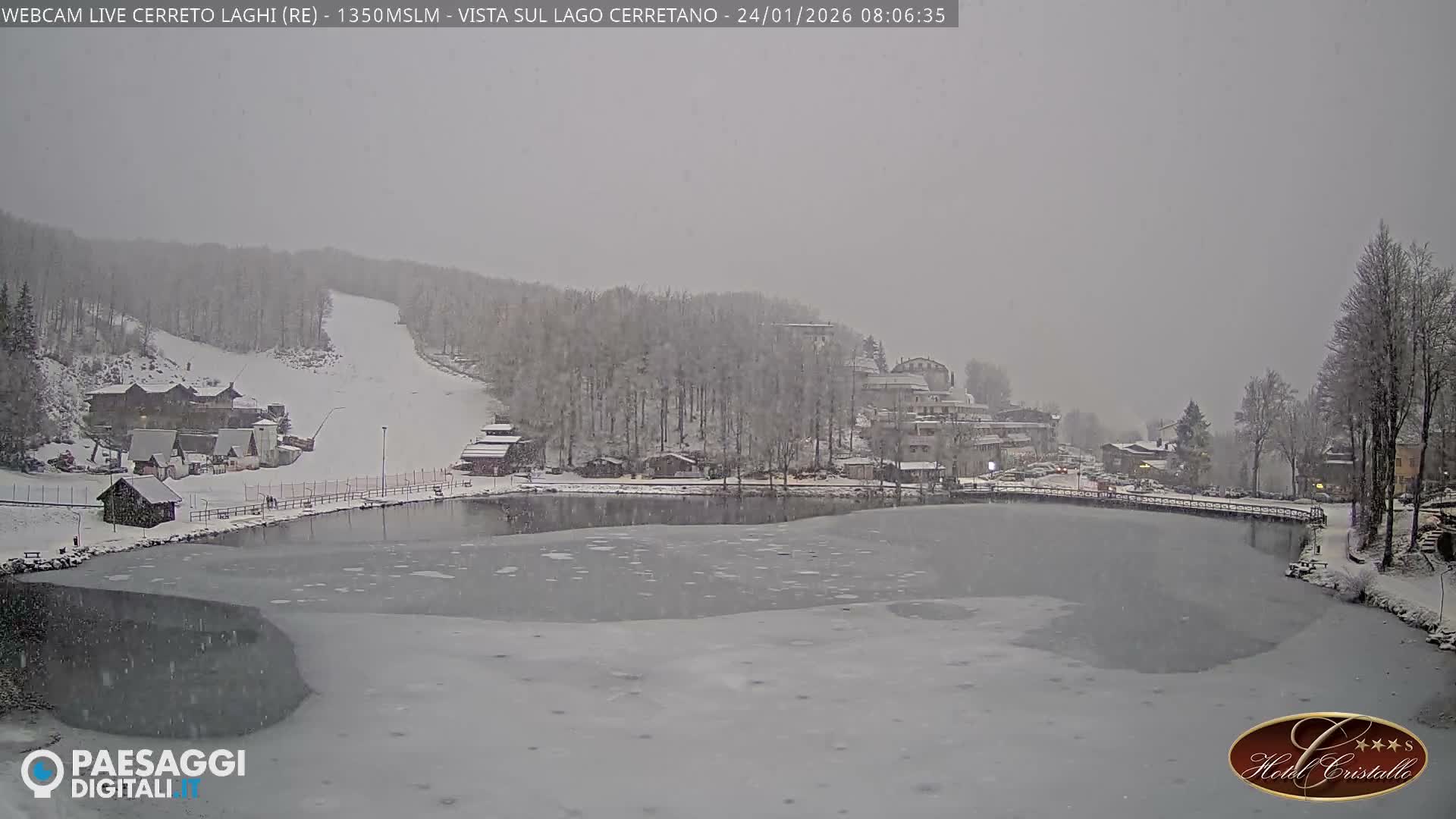 Cerreto Laghi Lake & Alpe di Succiso (Alp of Succiso Mount) Panaromic Live Cam -  Reggio Emilia, Emilia-Romagna, Italy