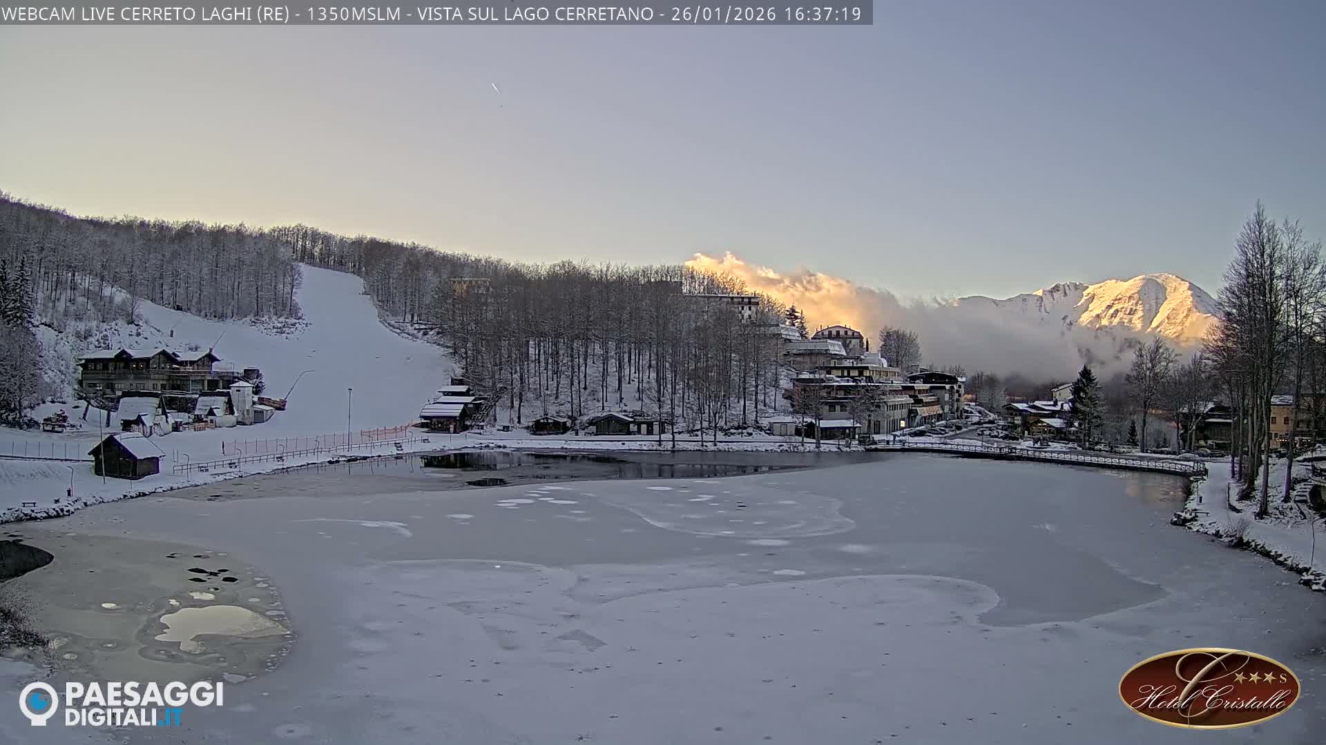 Cerreto Laghi Lake & Alpe di Succiso (Alp of Succiso Mount) Panaromic Live Cam -  Reggio Emilia, Emilia-Romagna, Italy