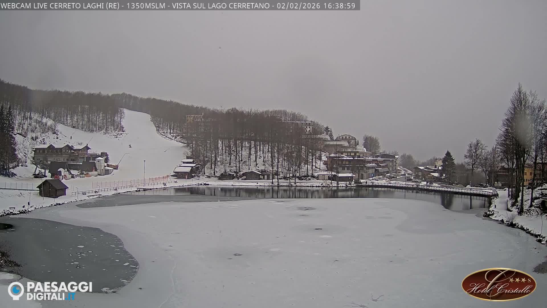 Cerreto Laghi Lake & Alpe di Succiso (Alp of Succiso Mount) Panaromic Live Cam -  Reggio Emilia, Emilia-Romagna, Italy