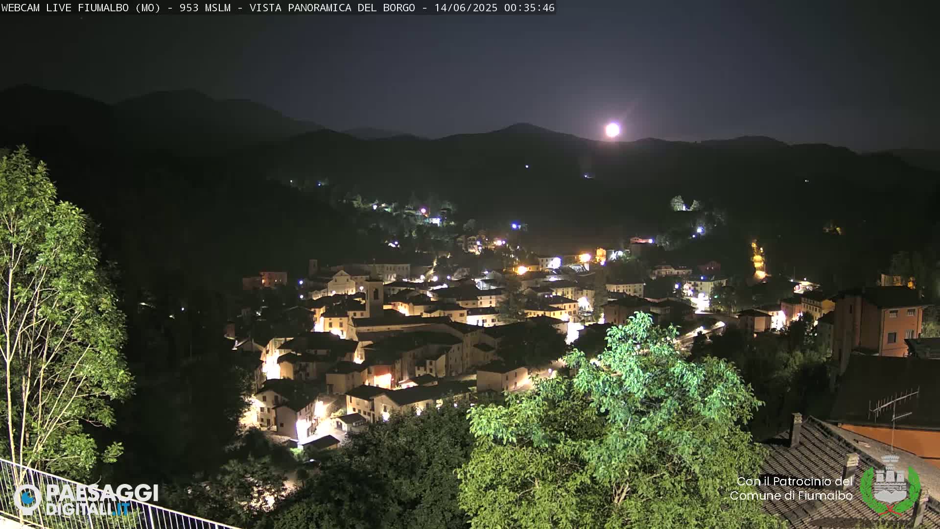 Fiumalbo -Dogana Village (Comune) Skyline Live Cam - Modena, Emilia-Romagna, Italia