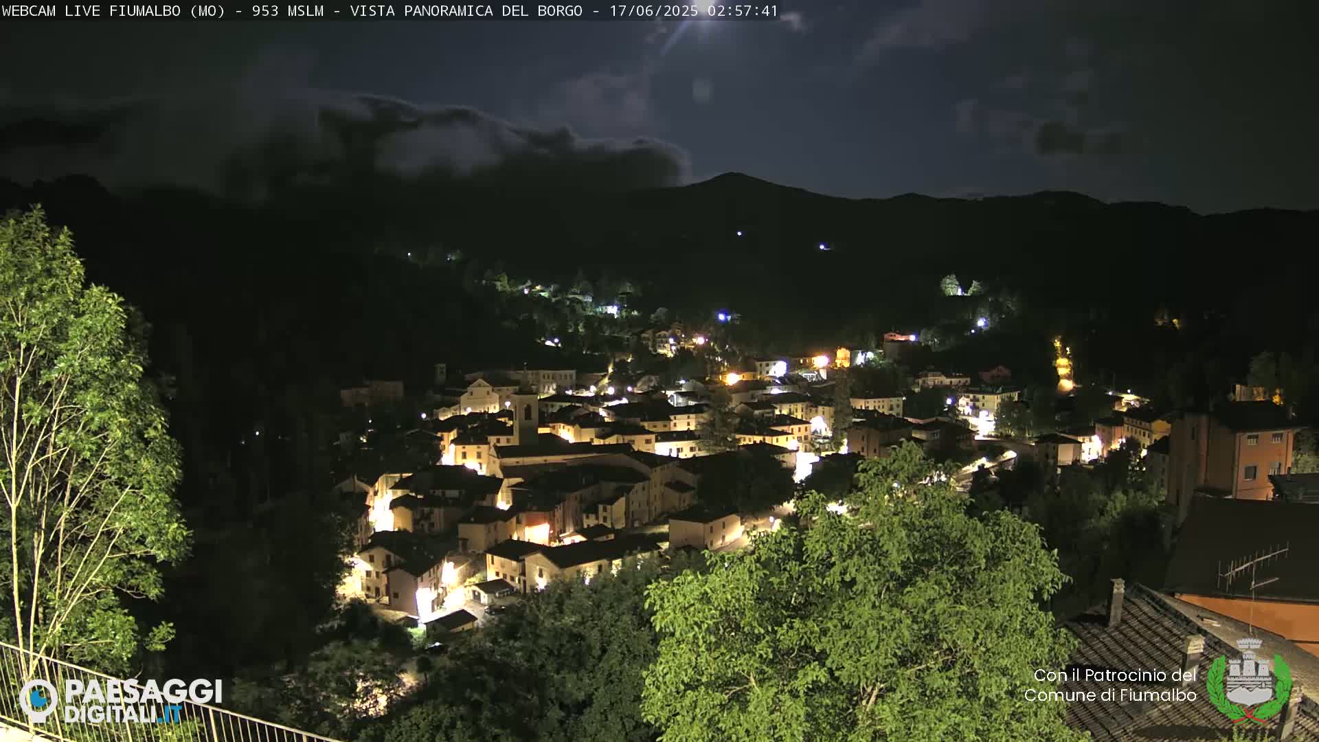 Fiumalbo -Dogana Village (Comune) Skyline Live Cam - Modena, Emilia-Romagna, Italia