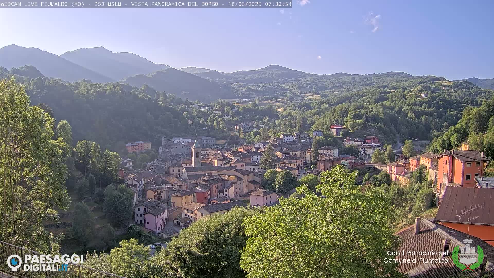 Fiumalbo -Dogana Village (Comune) Skyline Live Cam - Modena, Emilia-Romagna, Italia