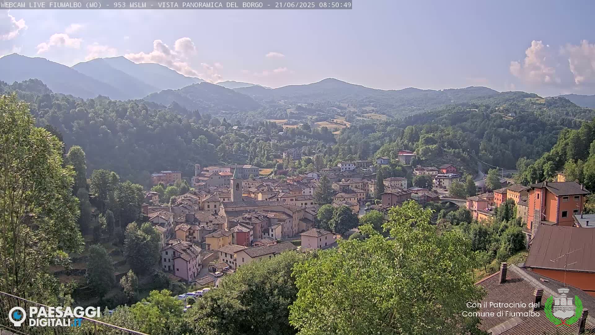 Fiumalbo -Dogana Village (Comune) Skyline Live Cam - Modena, Emilia-Romagna, Italia