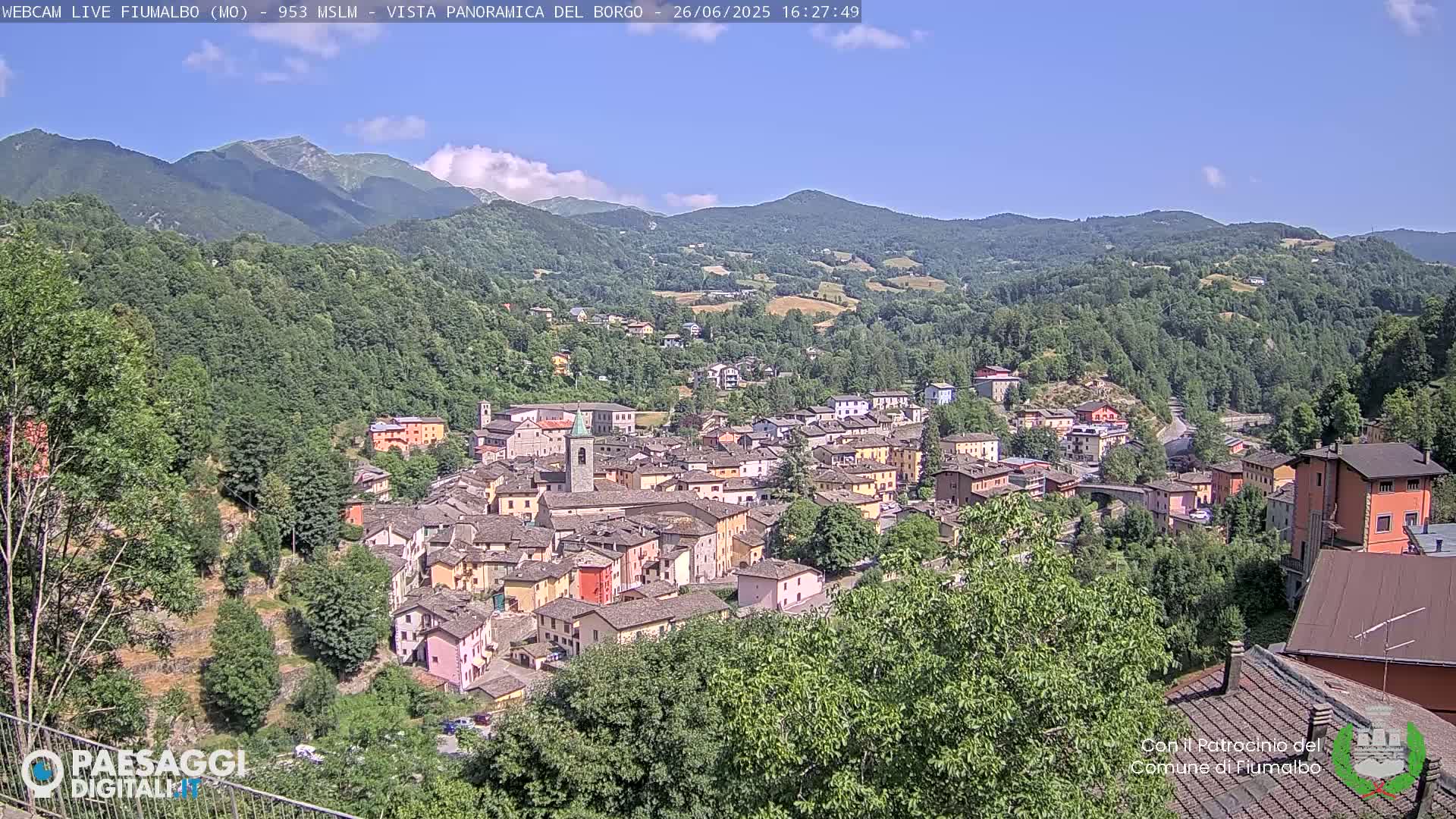 Fiumalbo -Dogana Village (Comune) Skyline Live Cam - Modena, Emilia-Romagna, Italia