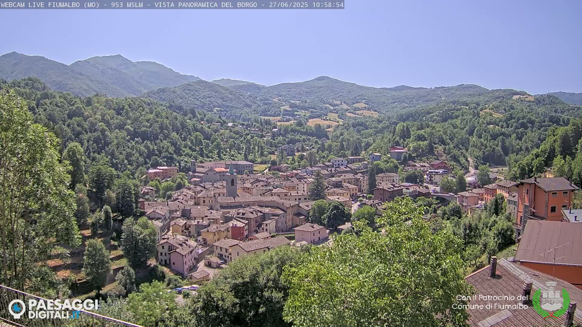 Fiumalbo -Dogana Village (Comune) Skyline Live Cam - Modena, Emilia-Romagna, Italia