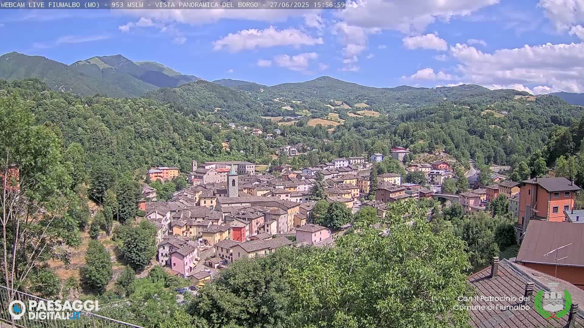 Fiumalbo -Dogana Village (Comune) Skyline Live Cam - Modena, Emilia-Romagna, Italia