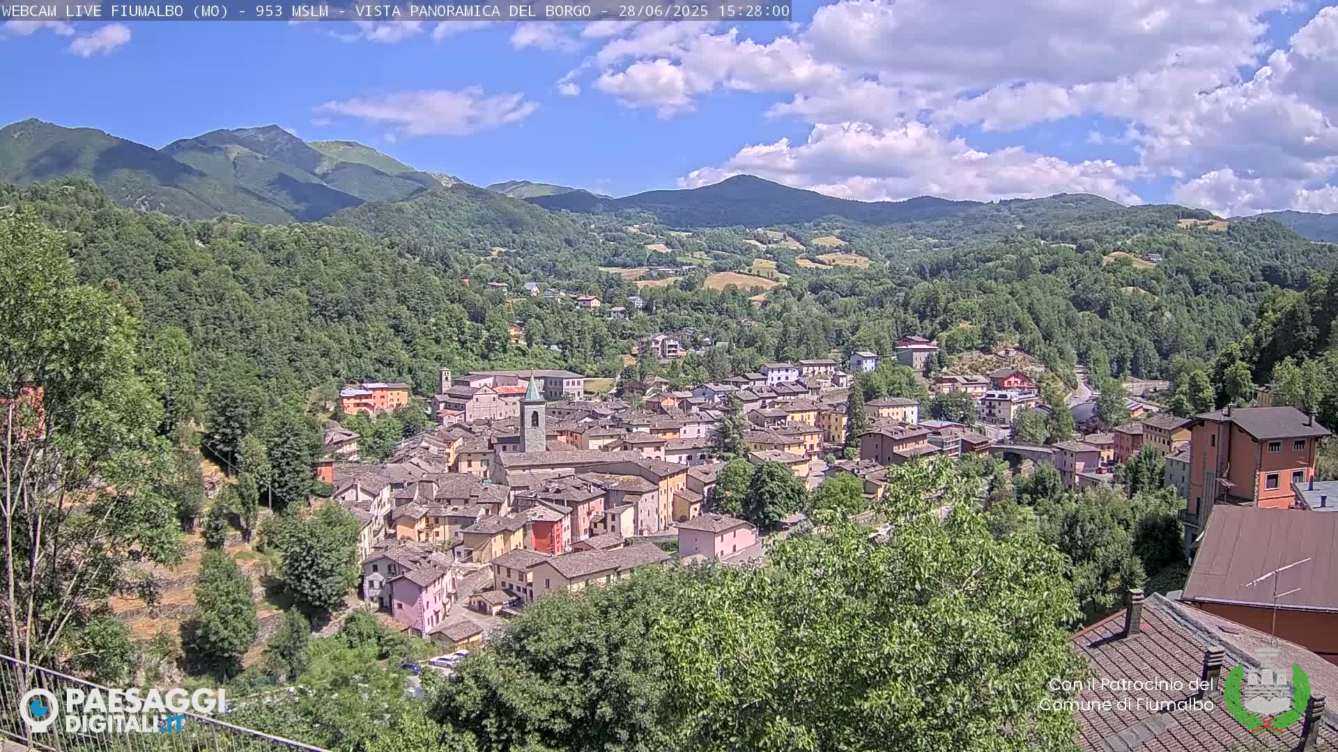 Fiumalbo -Dogana Village (Comune) Skyline Live Cam - Modena, Emilia-Romagna, Italia