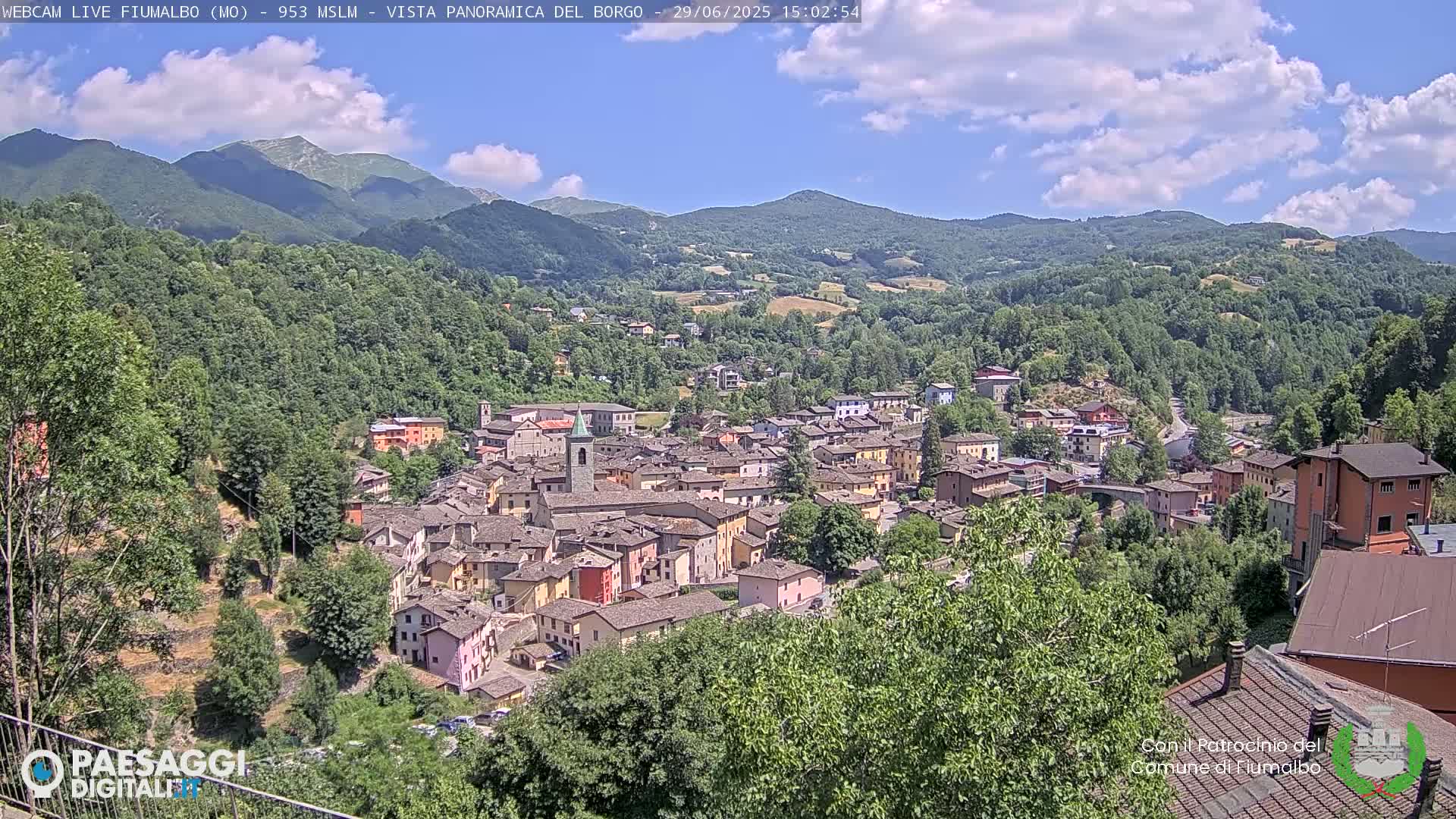 Fiumalbo -Dogana Village (Comune) Skyline Live Cam - Modena, Emilia-Romagna, Italia