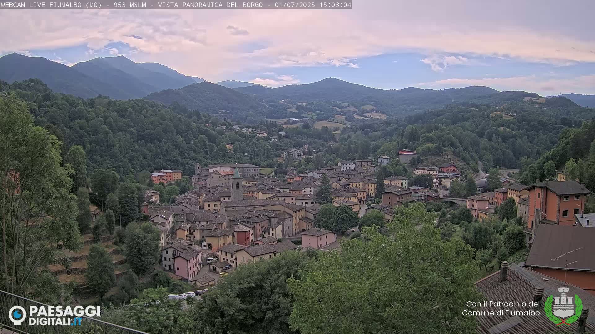 Fiumalbo -Dogana Village (Comune) Skyline Live Cam - Modena, Emilia-Romagna, Italia