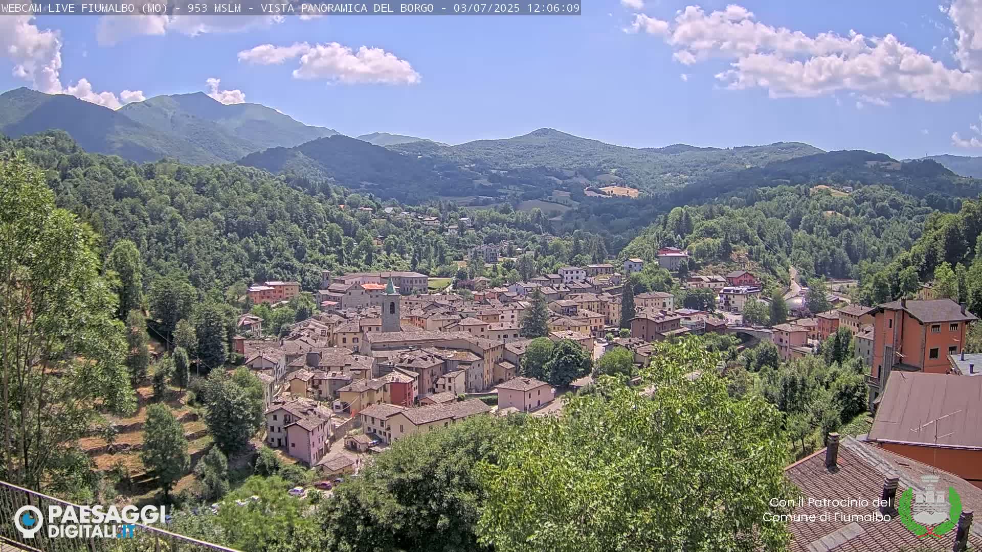 Fiumalbo -Dogana Village (Comune) Skyline Live Cam - Modena, Emilia-Romagna, Italia