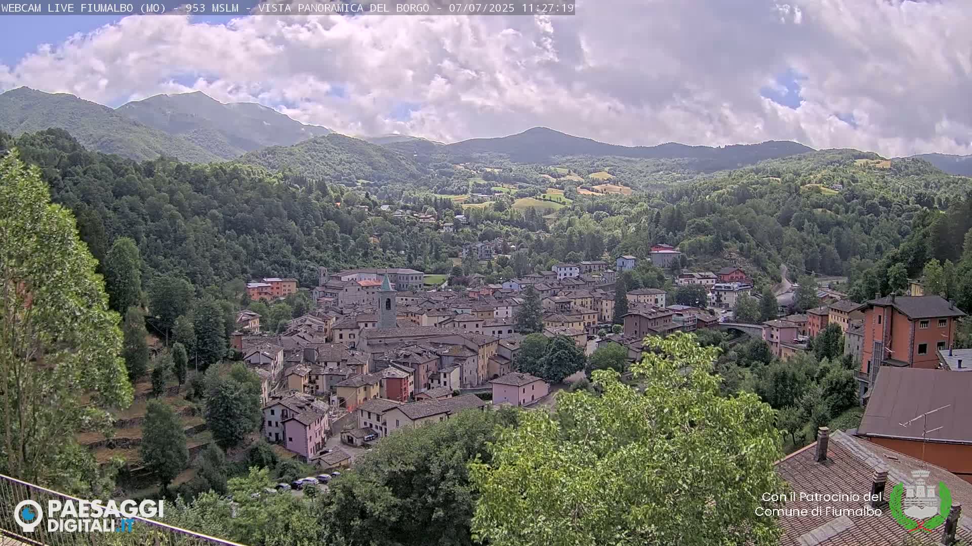 Fiumalbo -Dogana Village (Comune) Skyline Live Cam - Modena, Emilia-Romagna, Italia