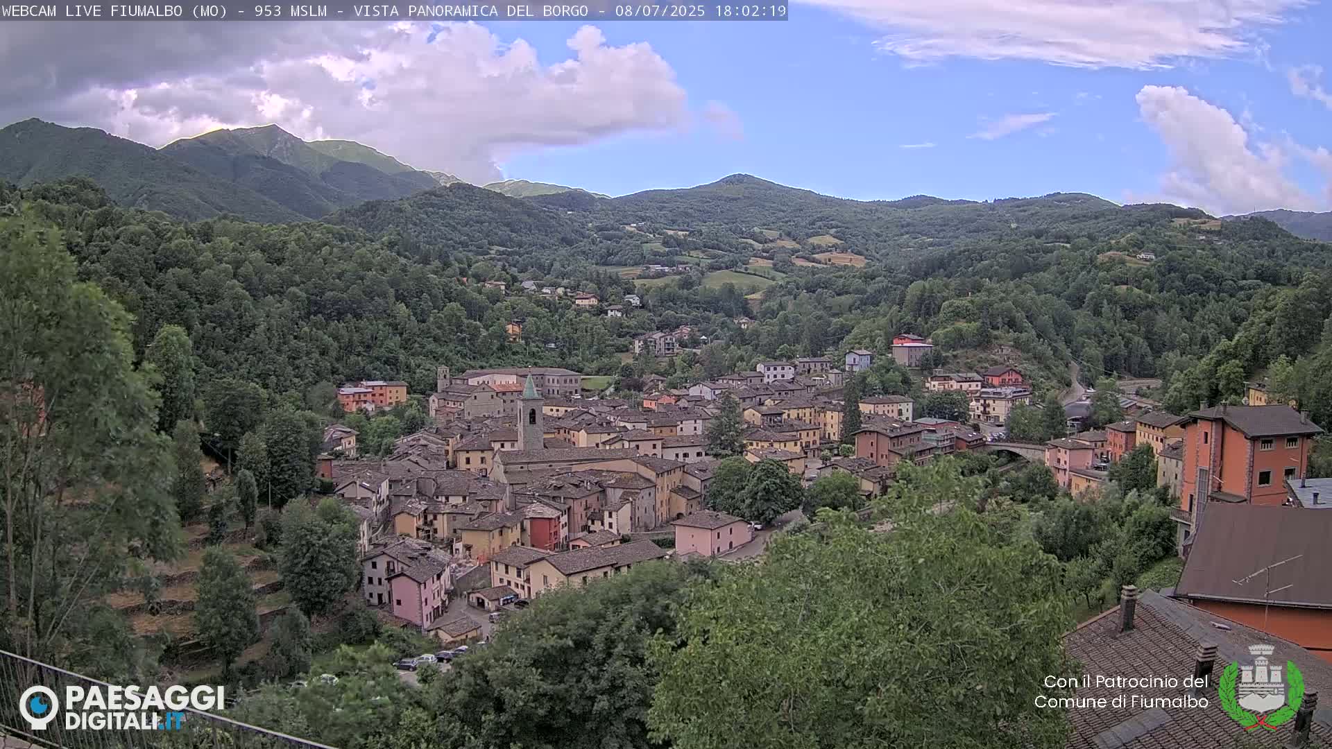 Fiumalbo -Dogana Village (Comune) Skyline Live Cam - Modena, Emilia-Romagna, Italia