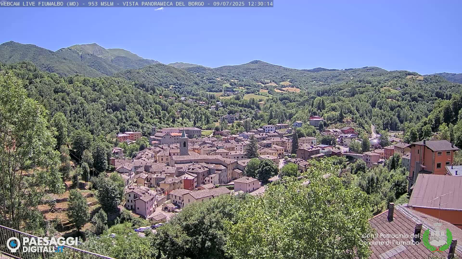Fiumalbo -Dogana Village (Comune) Skyline Live Cam - Modena, Emilia-Romagna, Italia