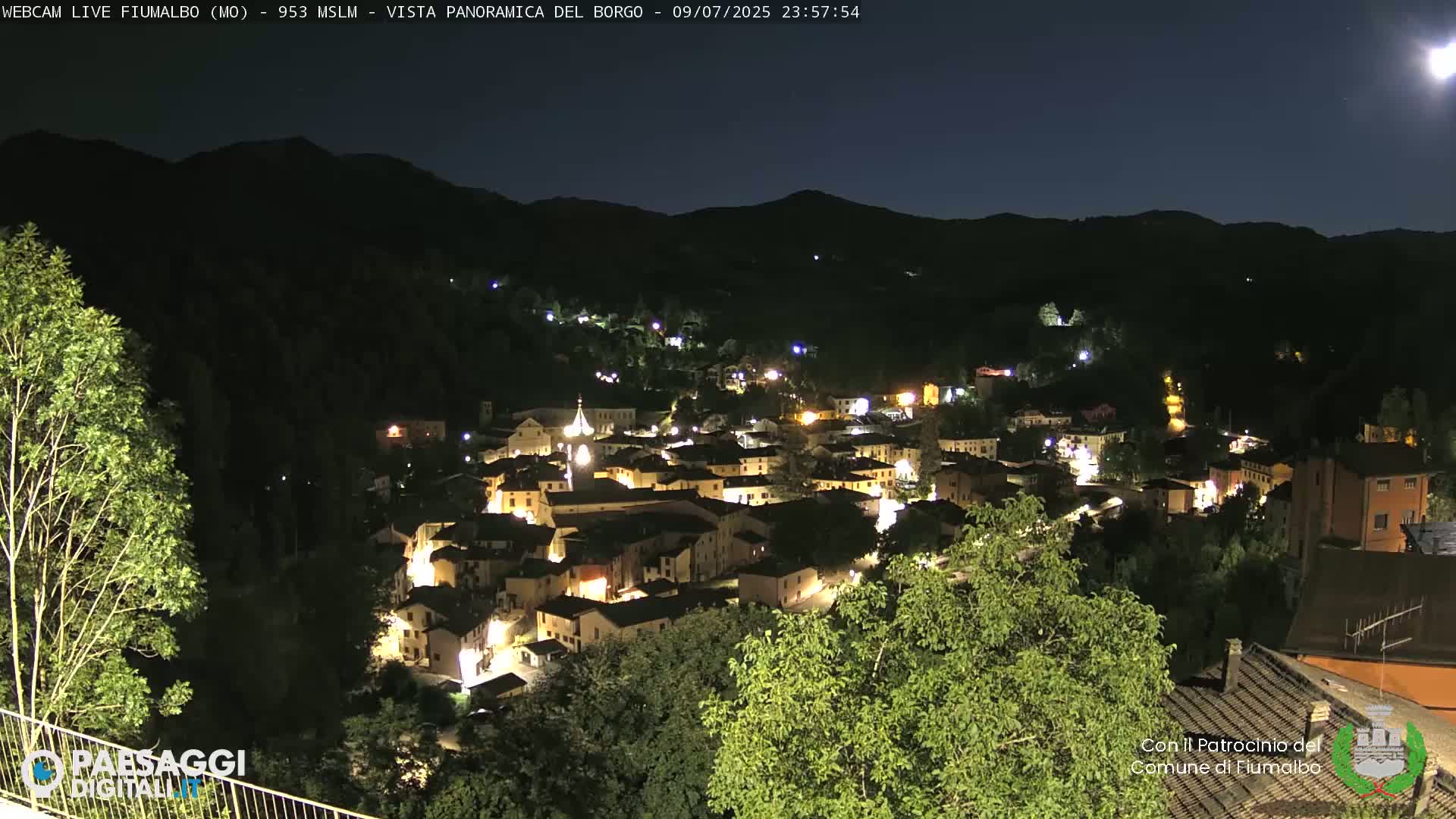Fiumalbo -Dogana Village (Comune) Skyline Live Cam - Modena, Emilia-Romagna, Italia