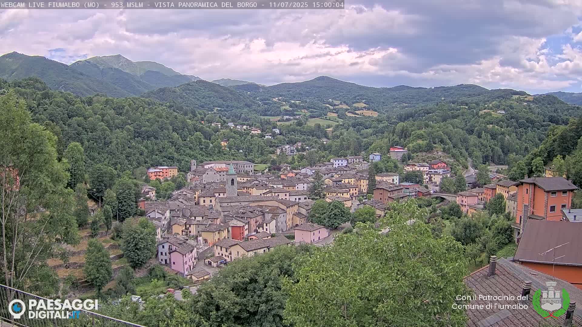 Fiumalbo -Dogana Village (Comune) Skyline Live Cam - Modena, Emilia-Romagna, Italia