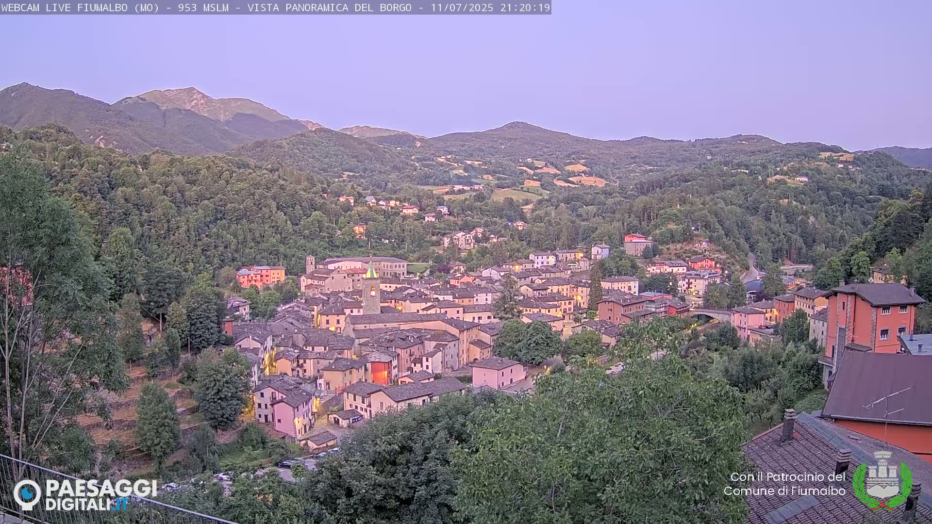Fiumalbo -Dogana Village (Comune) Skyline Live Cam - Modena, Emilia-Romagna, Italia