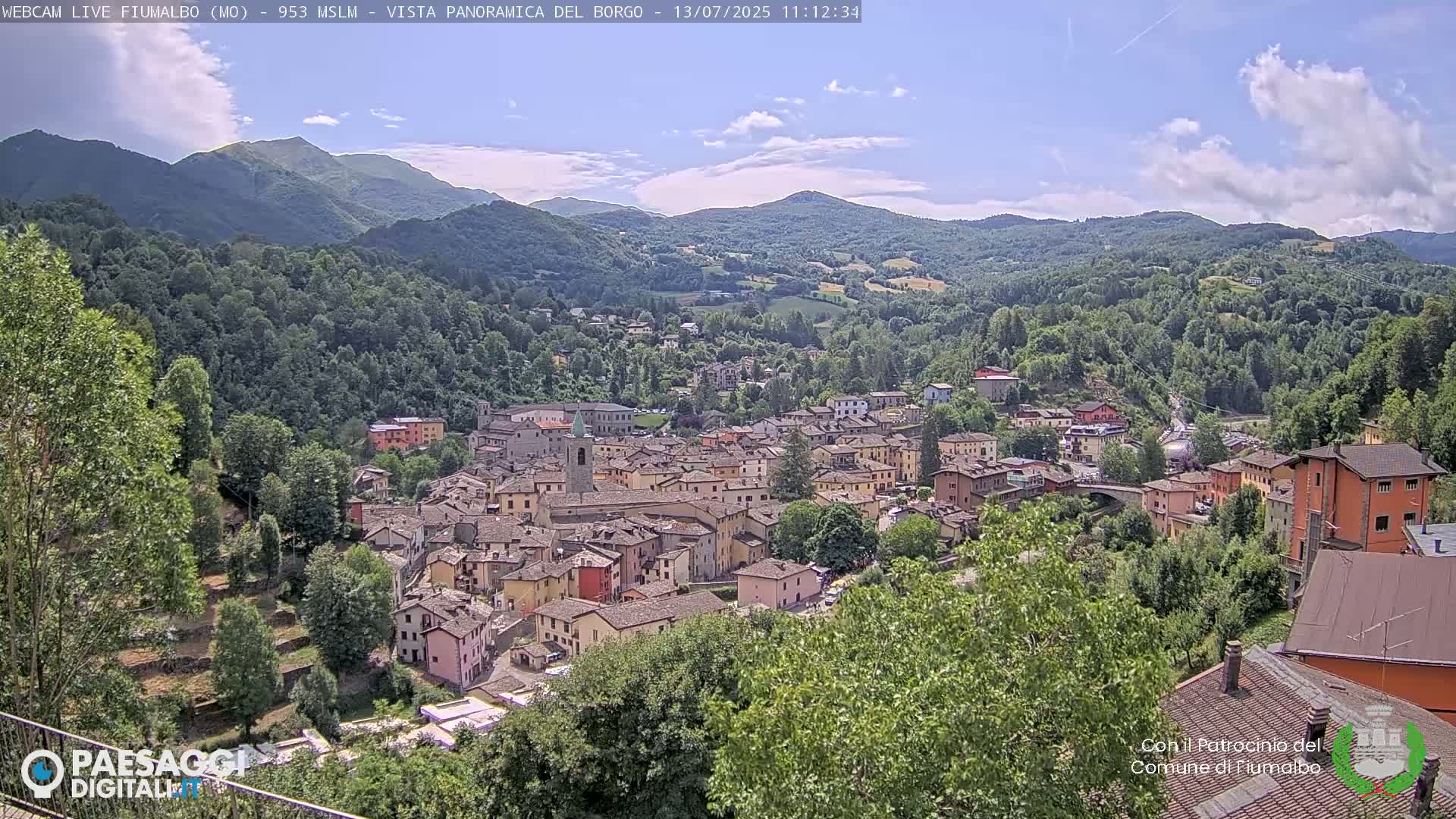 Fiumalbo -Dogana Village (Comune) Skyline Live Cam - Modena, Emilia-Romagna, Italia