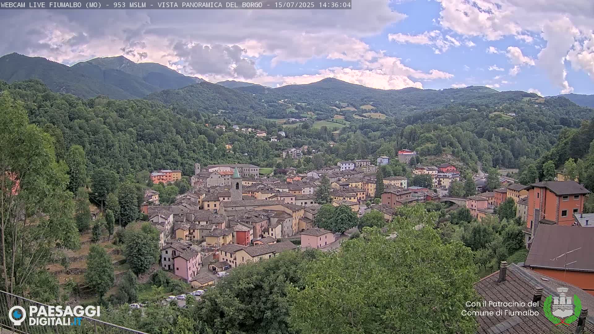 Fiumalbo -Dogana Village (Comune) Skyline Live Cam - Modena, Emilia-Romagna, Italia