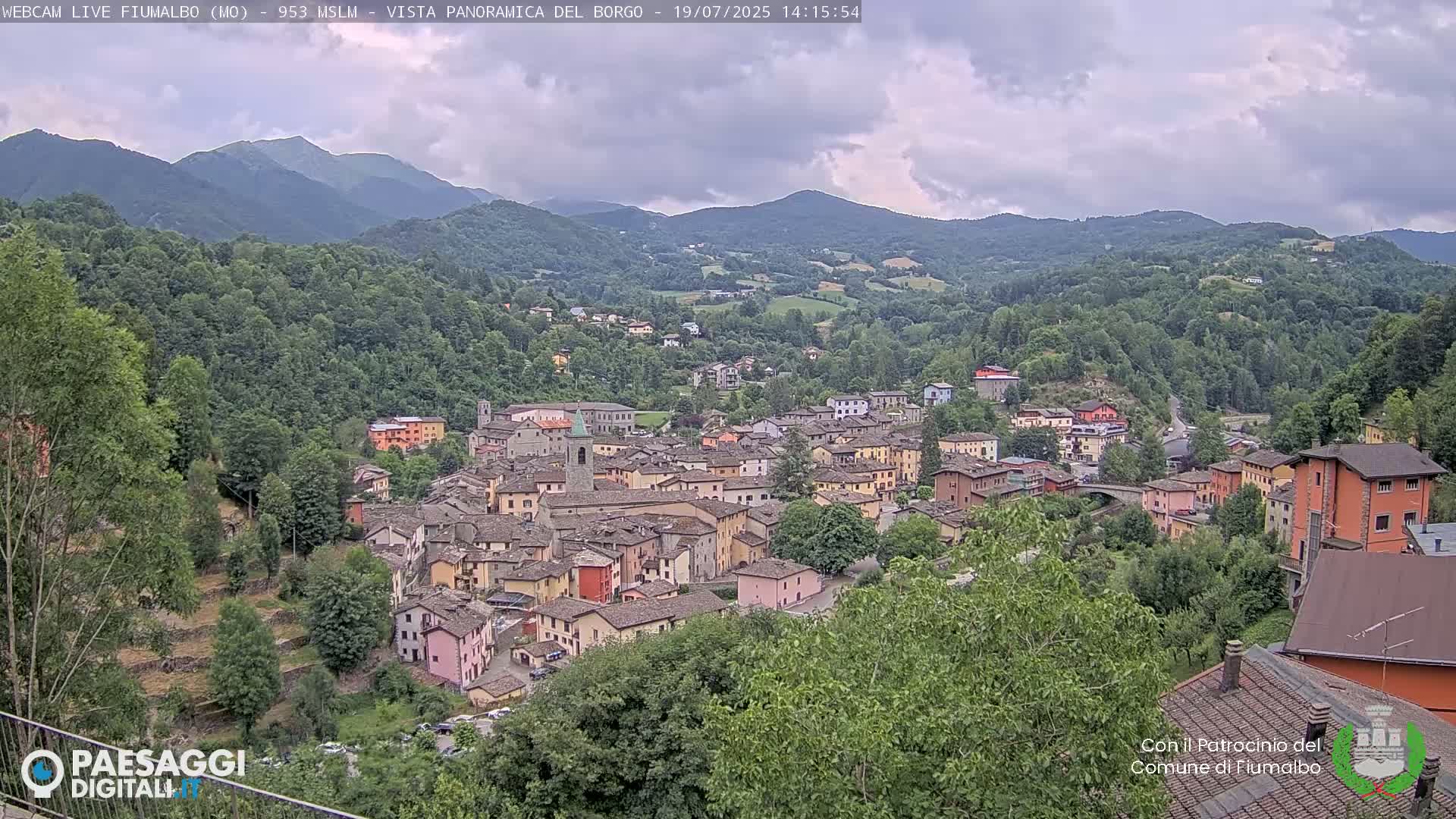 Fiumalbo -Dogana Village (Comune) Skyline Live Cam - Modena, Emilia-Romagna, Italia
