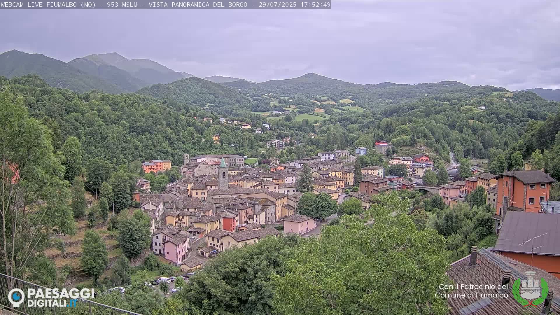 Fiumalbo -Dogana Village (Comune) Skyline Live Cam - Modena, Emilia-Romagna, Italia