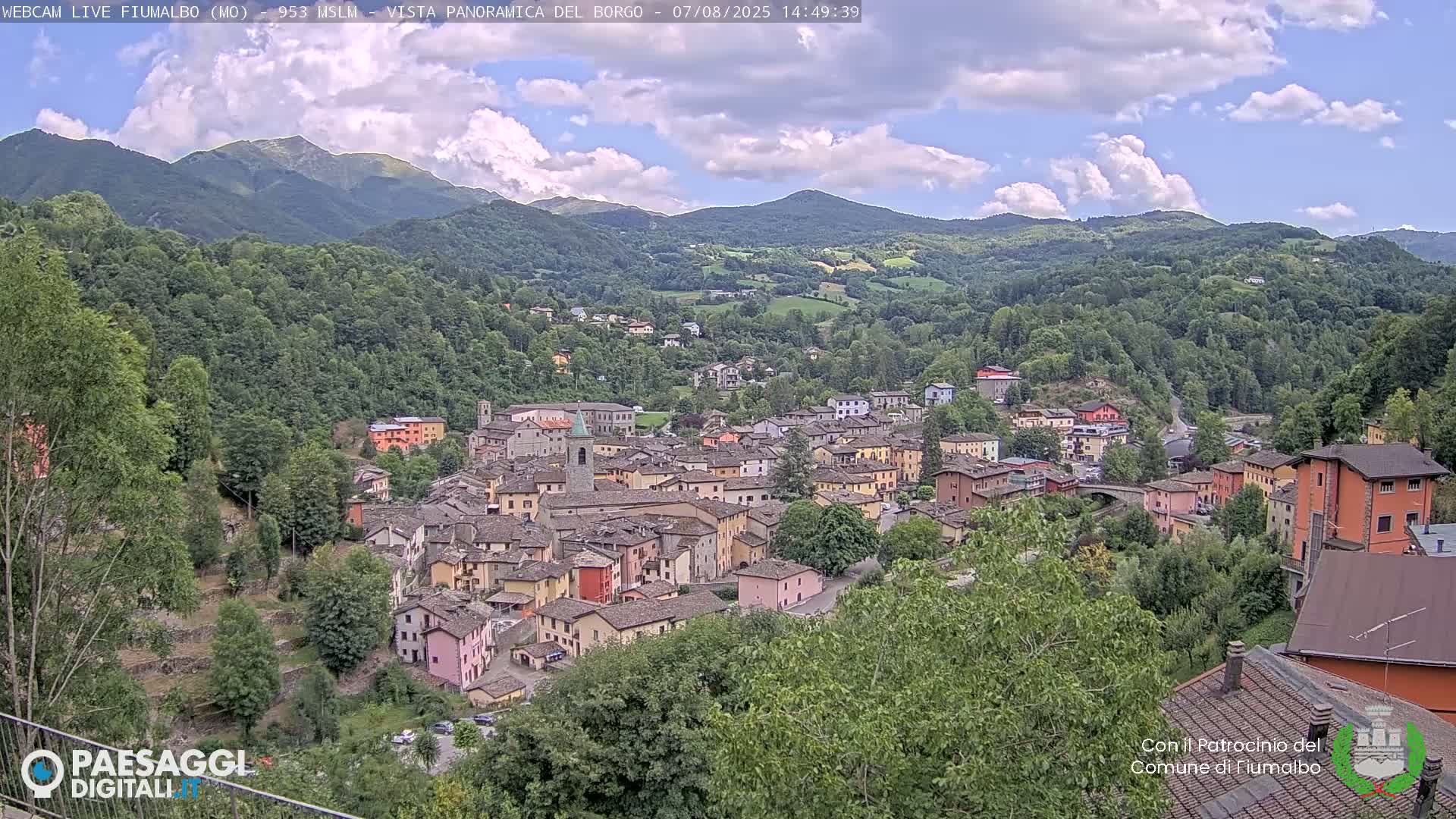 Fiumalbo -Dogana Village (Comune) Skyline Live Cam - Modena, Emilia-Romagna, Italia