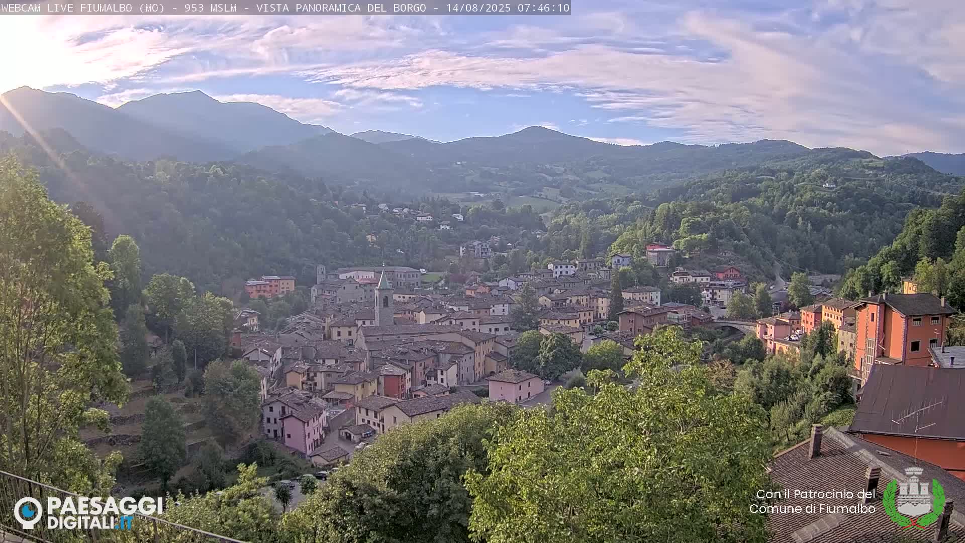 Fiumalbo -Dogana Village (Comune) Skyline Live Cam - Modena, Emilia-Romagna, Italia