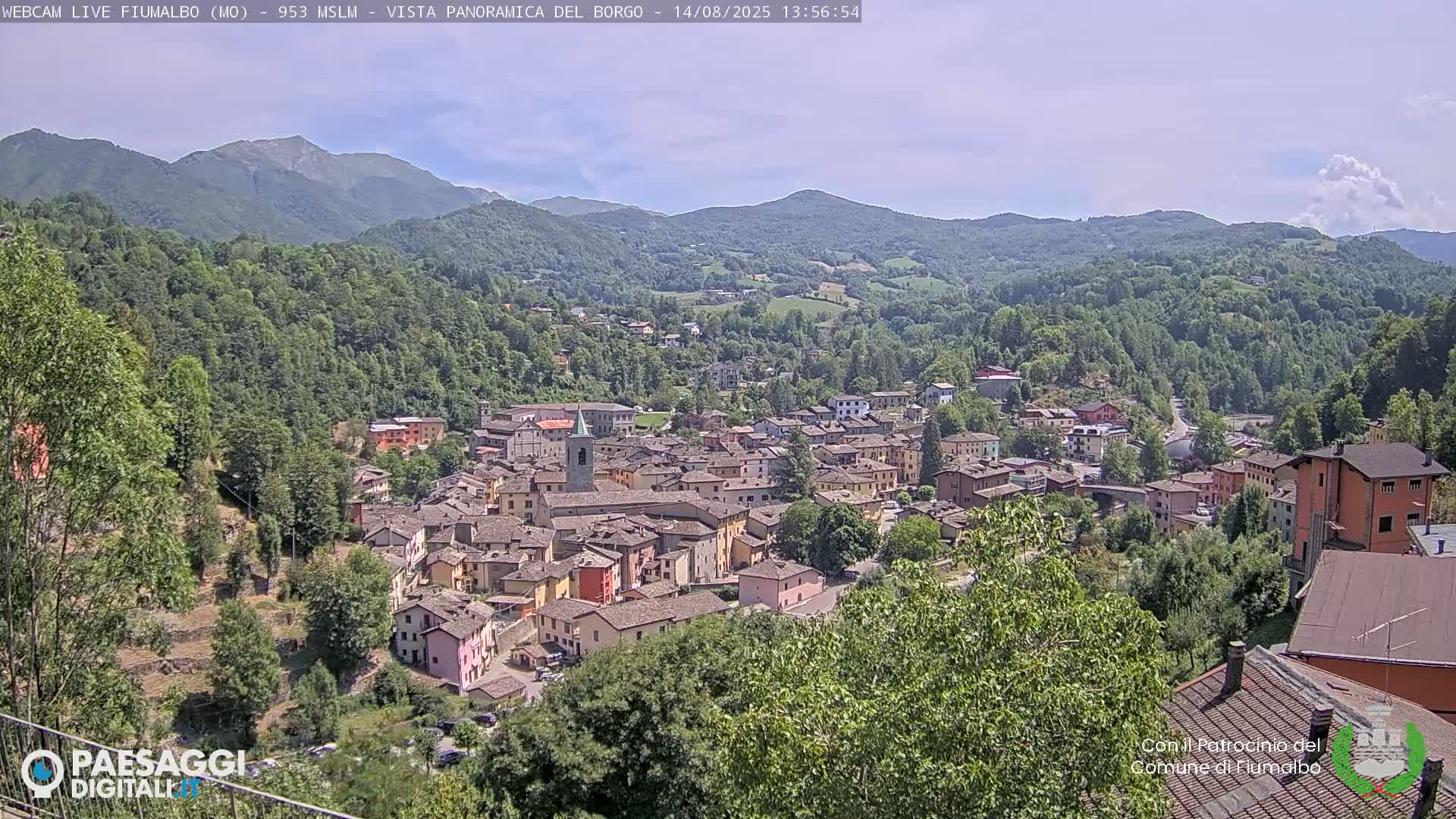 Fiumalbo -Dogana Village (Comune) Skyline Live Cam - Modena, Emilia-Romagna, Italia