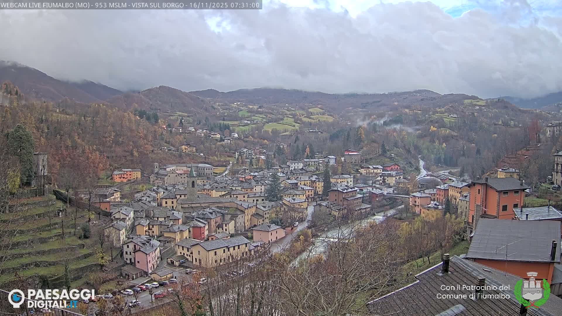 Fiumalbo -Dogana Village (Comune) Skyline Live Cam - Modena, Emilia-Romagna, Italia