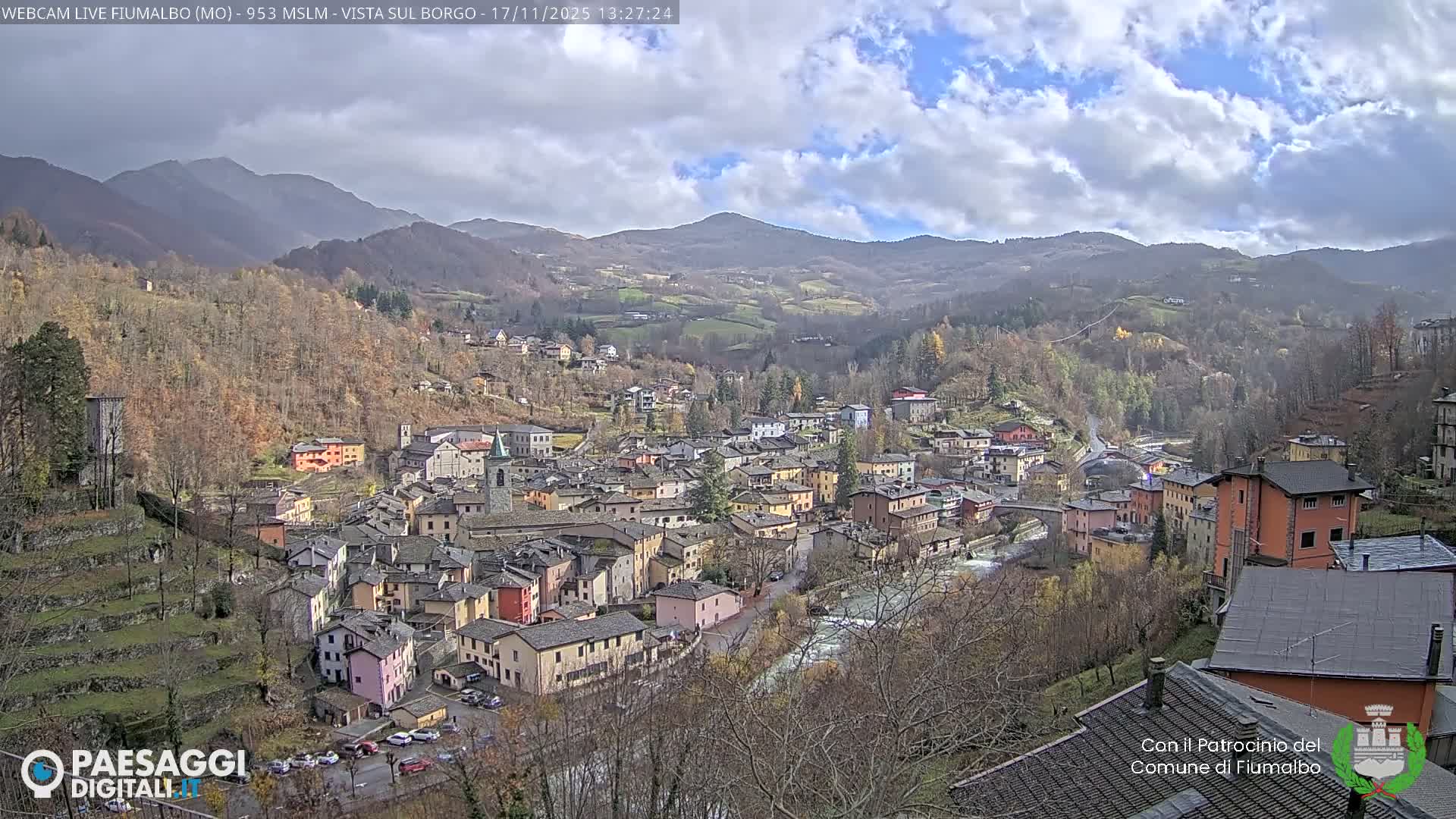 Fiumalbo -Dogana Village (Comune) Skyline Live Cam - Modena, Emilia-Romagna, Italia
