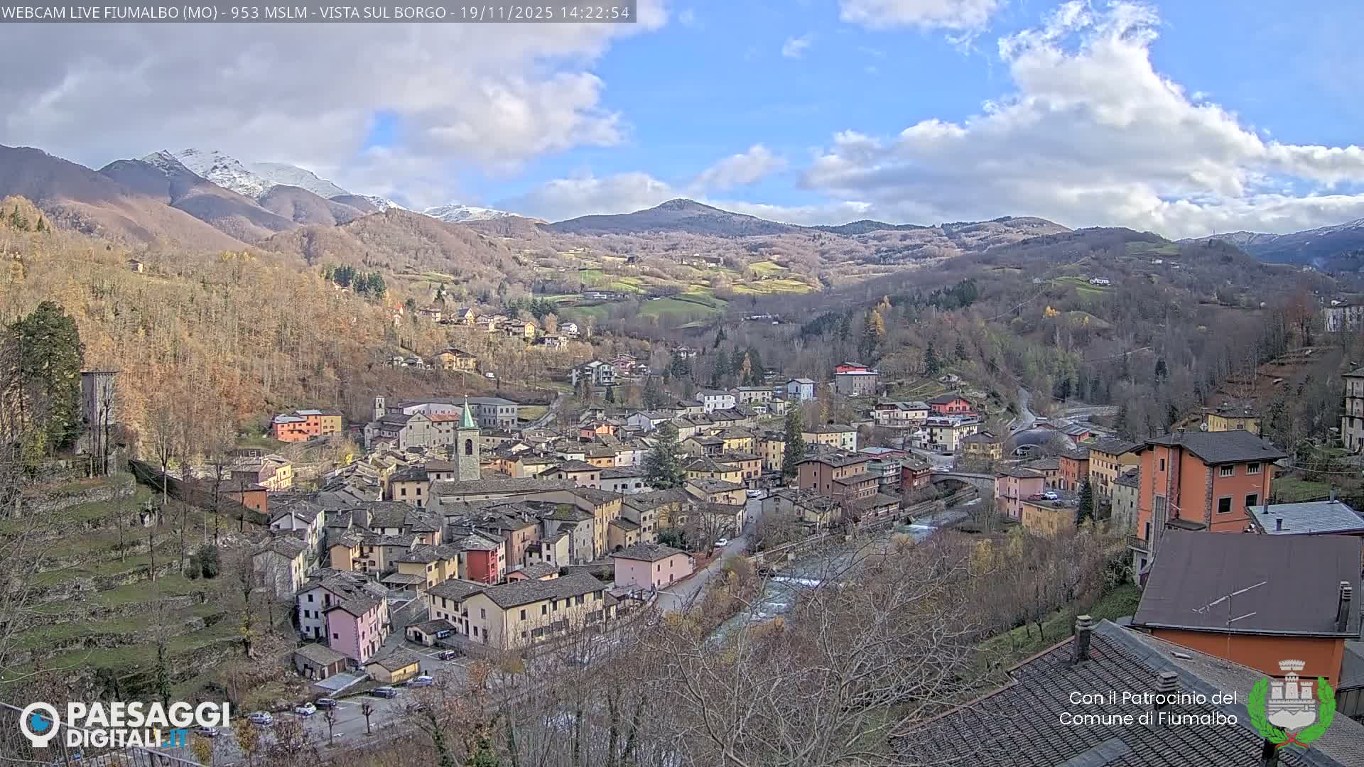 Fiumalbo -Dogana Village (Comune) Skyline Live Cam - Modena, Emilia-Romagna, Italia