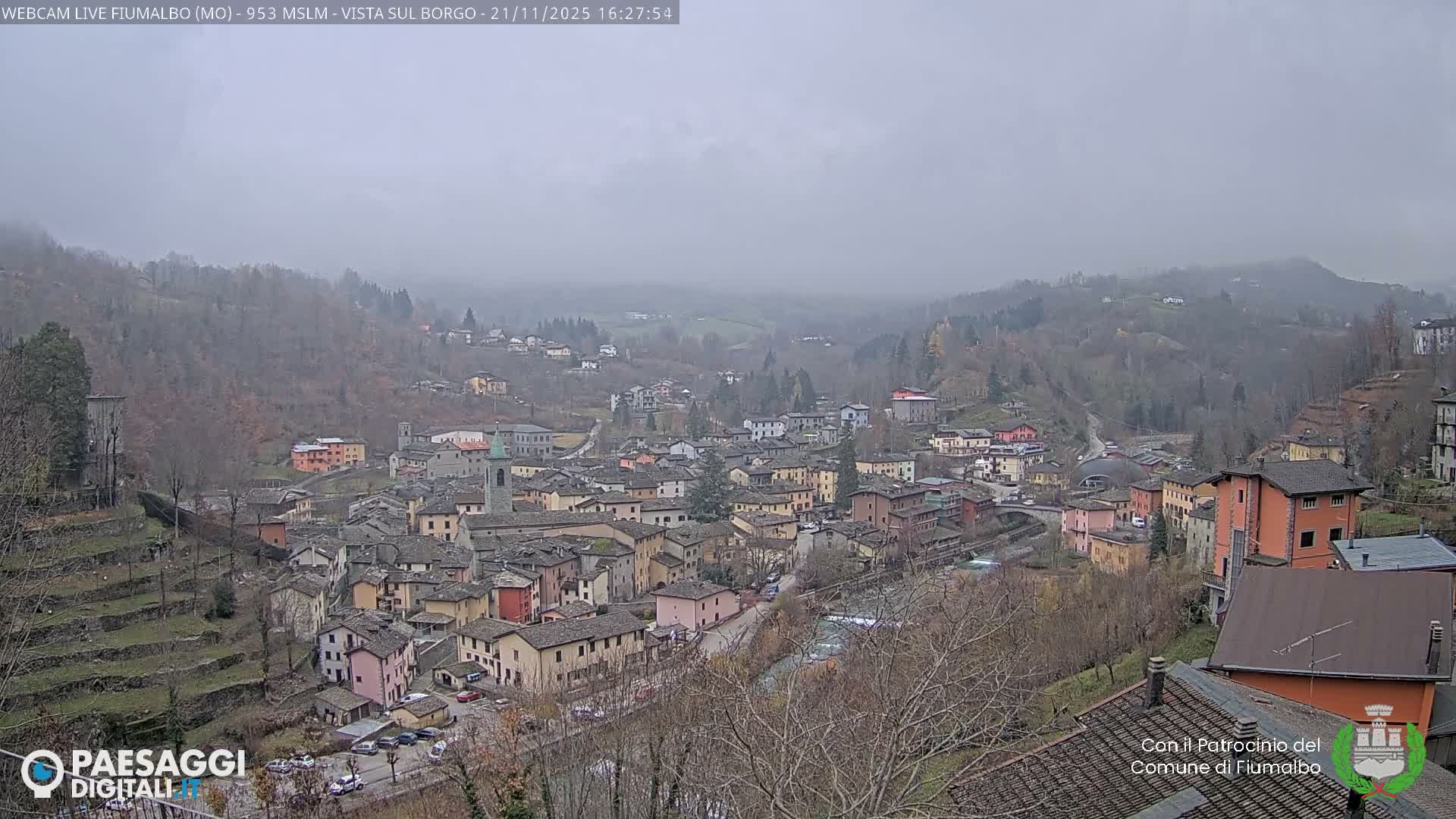 Fiumalbo -Dogana Village (Comune) Skyline Live Cam - Modena, Emilia-Romagna, Italia