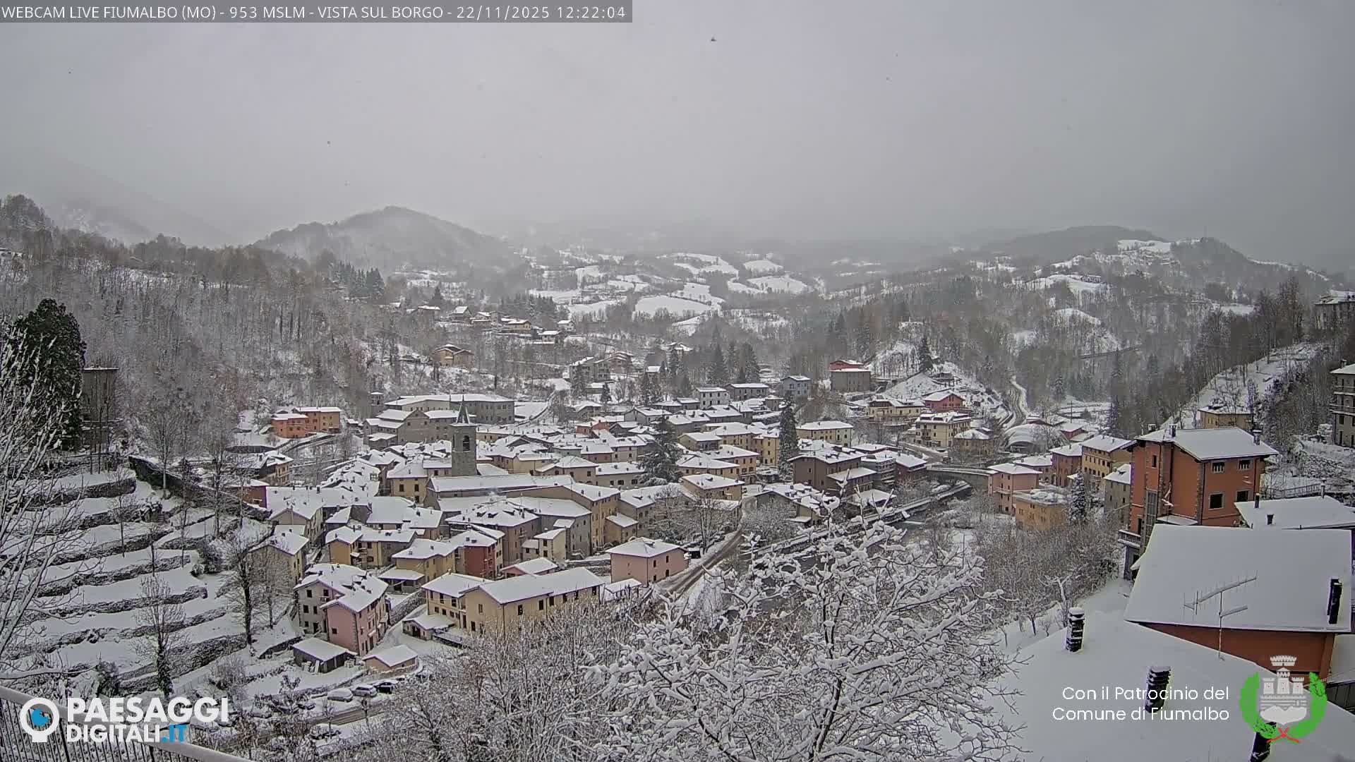 Fiumalbo -Dogana Village (Comune) Skyline Live Cam - Modena, Emilia-Romagna, Italia