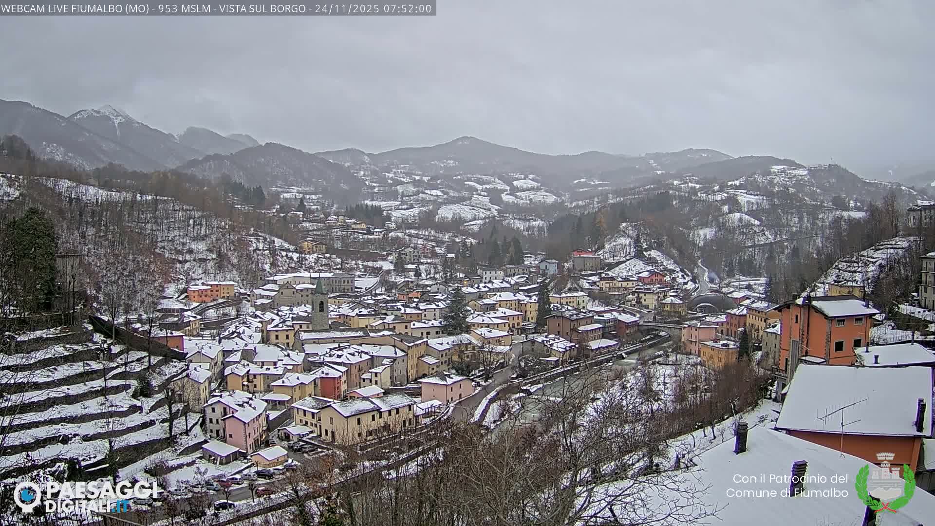 Fiumalbo -Dogana Village (Comune) Skyline Live Cam - Modena, Emilia-Romagna, Italia