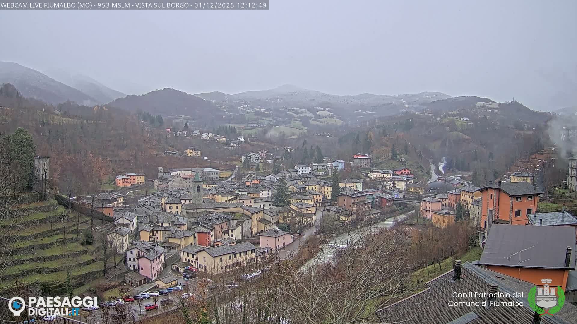 Fiumalbo -Dogana Village (Comune) Skyline Live Cam - Modena, Emilia-Romagna, Italia