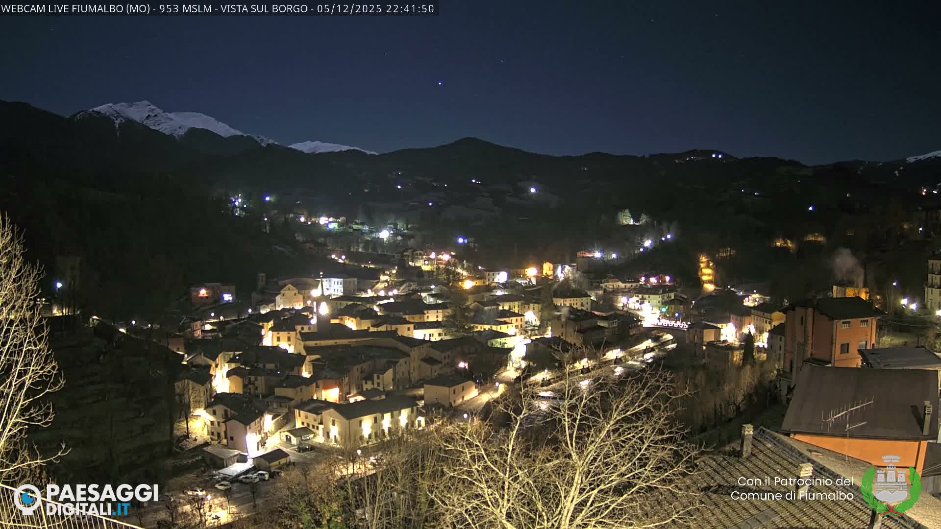 Fiumalbo -Dogana Village (Comune) Skyline Live Cam - Modena, Emilia-Romagna, Italia