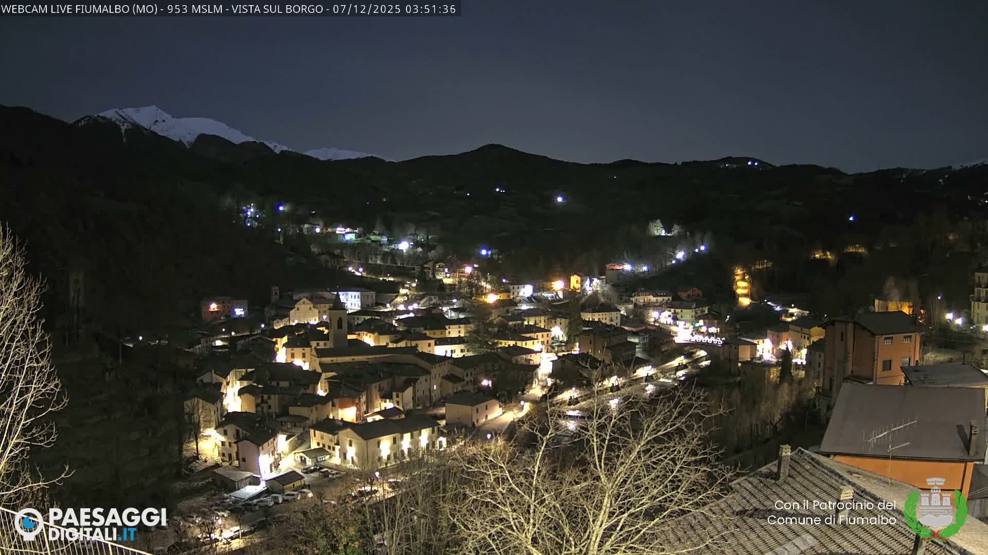 Fiumalbo -Dogana Village (Comune) Skyline Live Cam - Modena, Emilia-Romagna, Italia