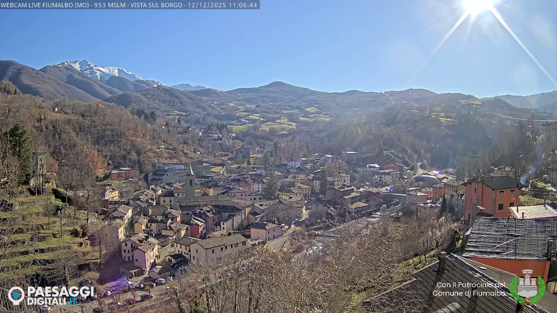 Fiumalbo -Dogana Village (Comune) Skyline Live Cam - Modena, Emilia-Romagna, Italia